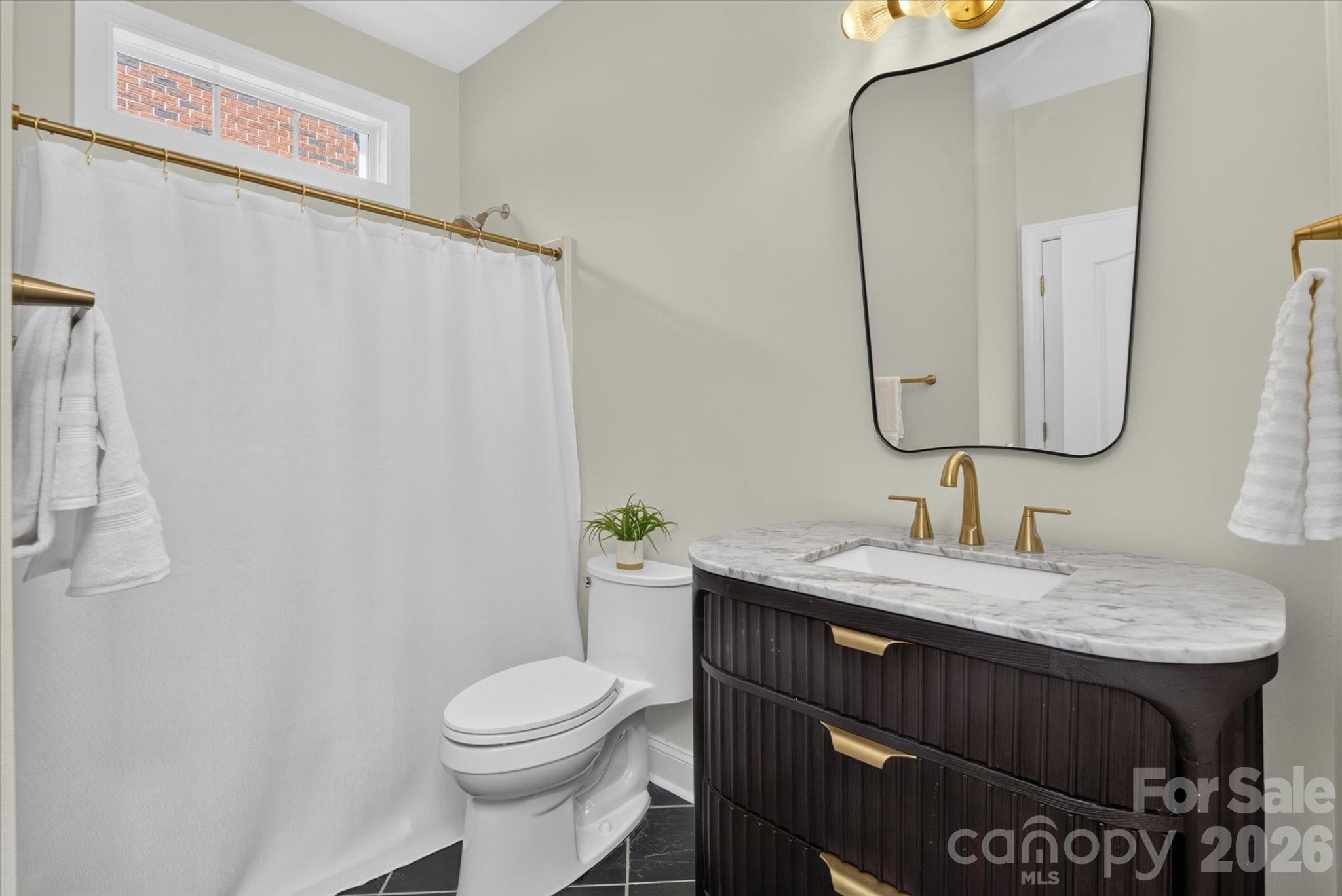 7102 Edenderry Drive — Charlotte