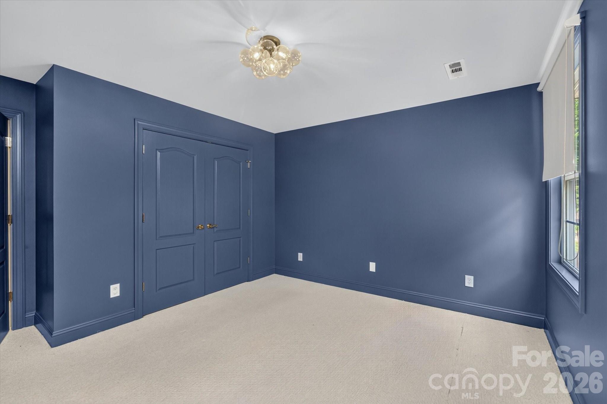 7102 Edenderry Drive — Charlotte