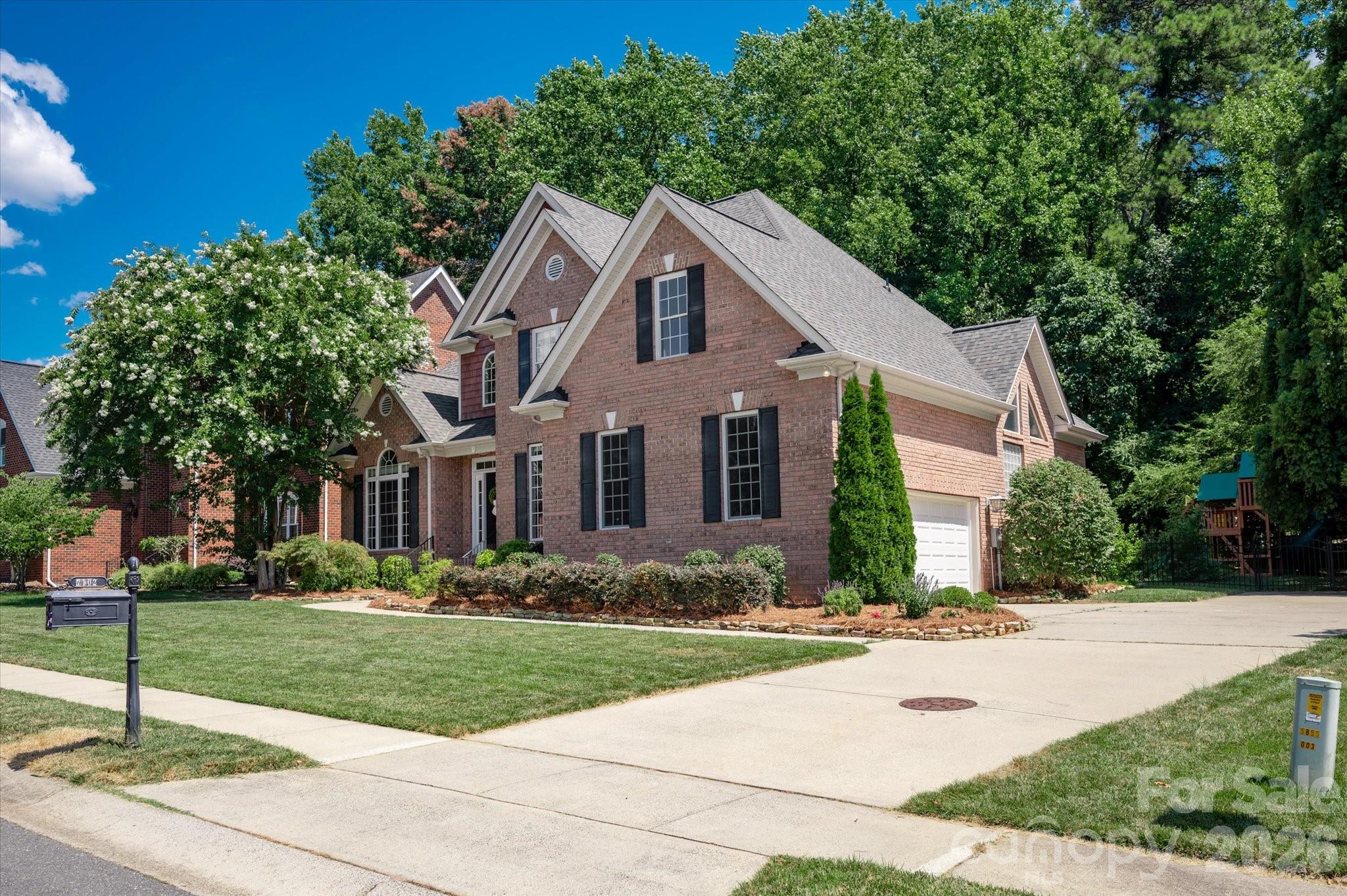 7102 Edenderry Drive — Charlotte