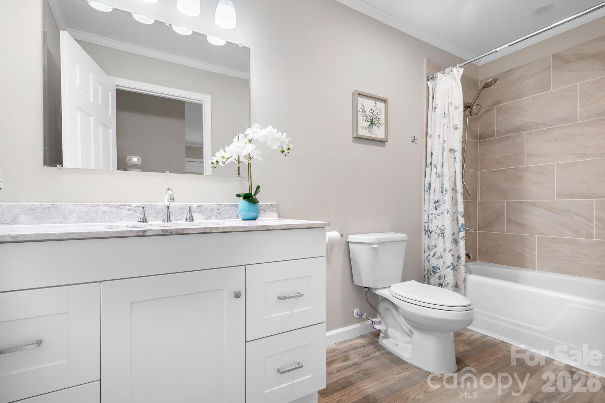 3388 Rhyne Forest Road — Iron Station
