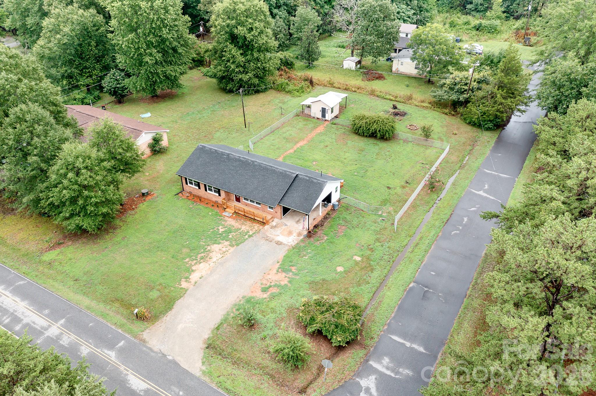 3388 Rhyne Forest Road — Iron Station