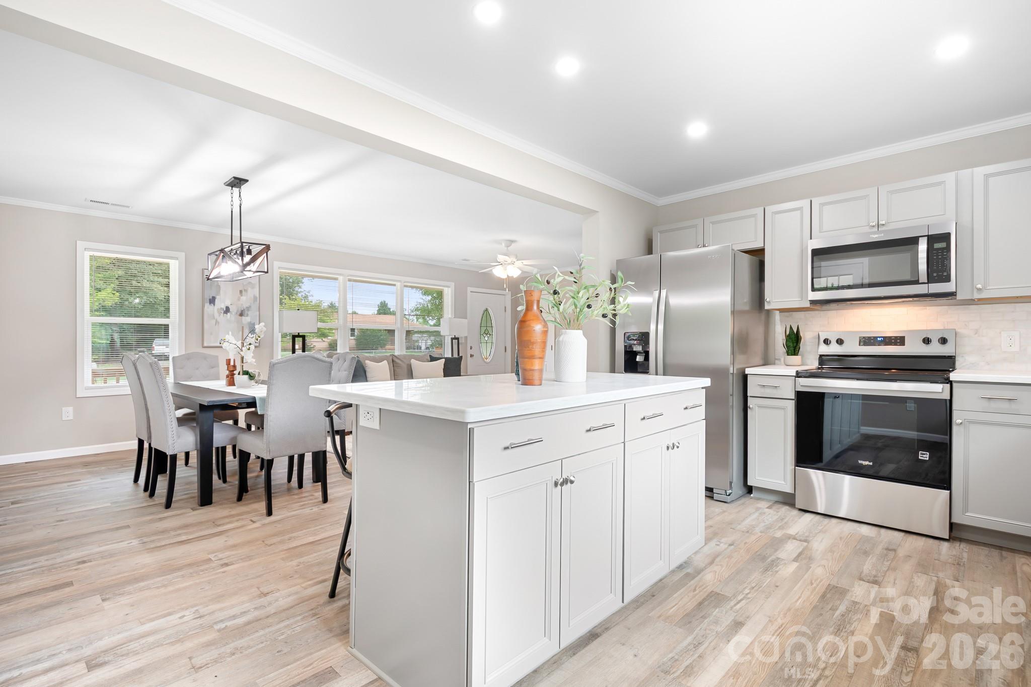 3388 Rhyne Forest Road — Iron Station