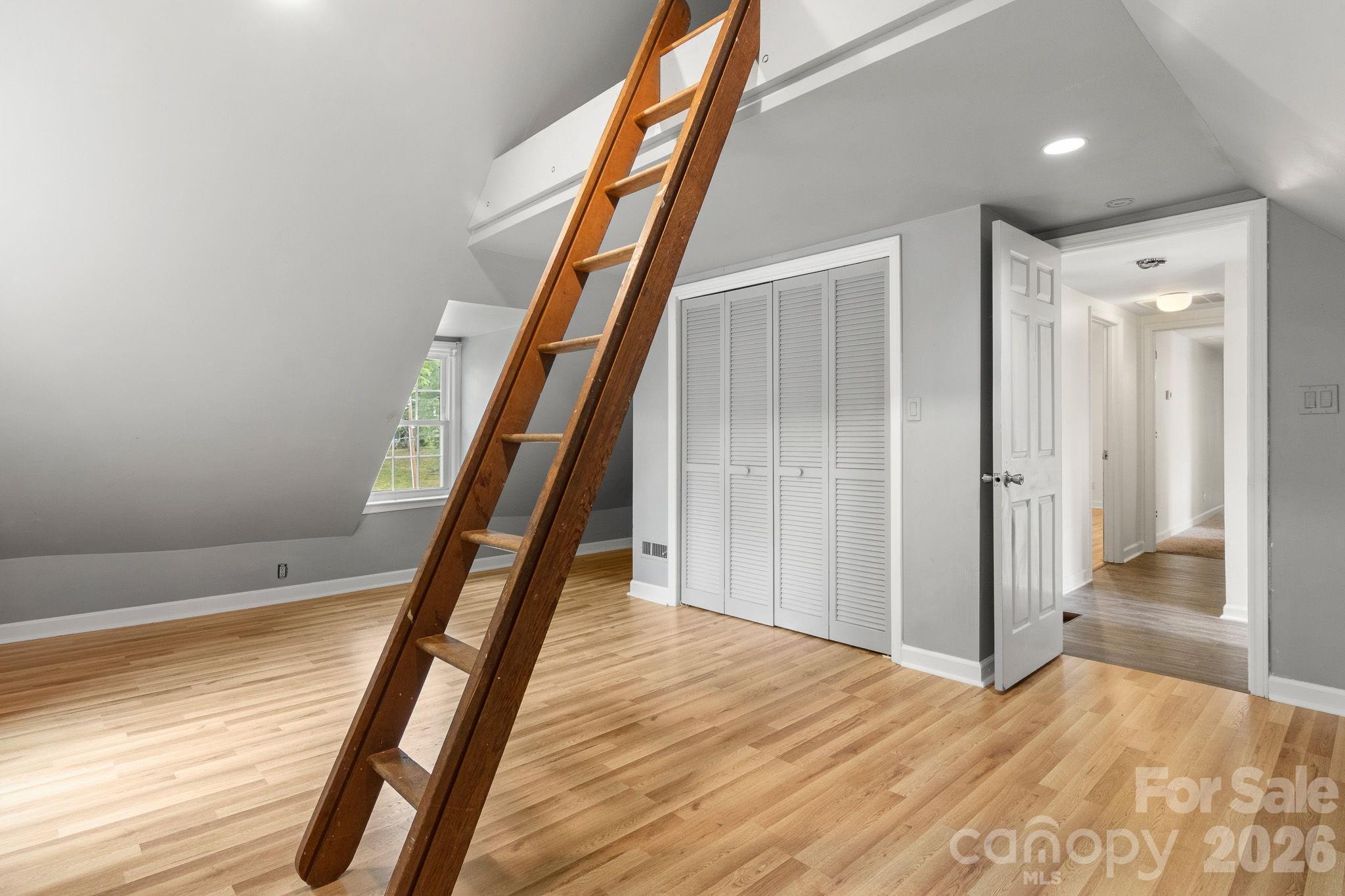 207 Edgemont Drive — Shelby