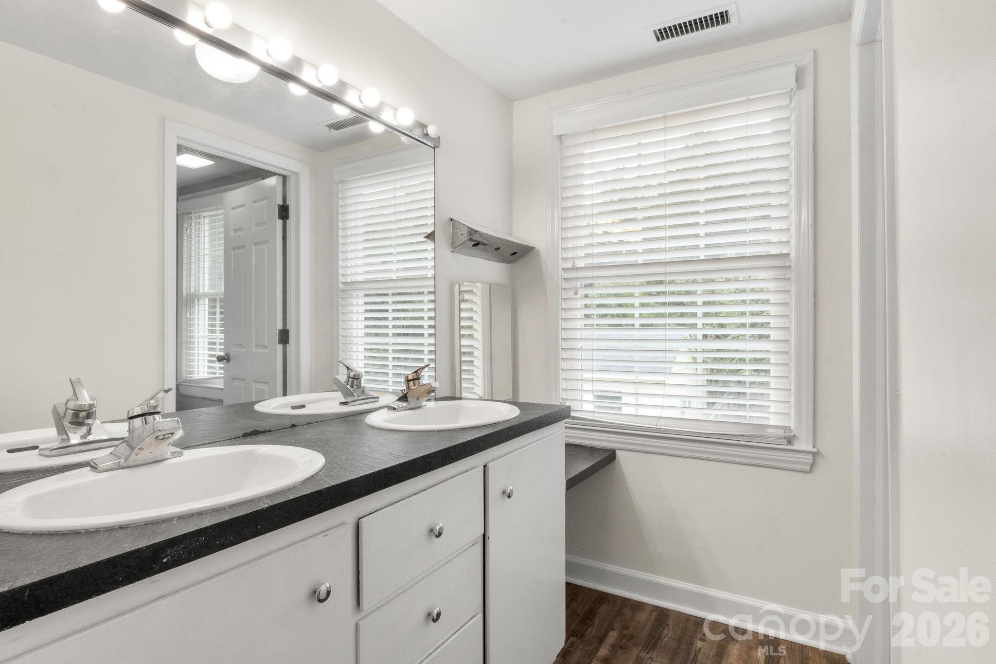 207 Edgemont Drive — Shelby