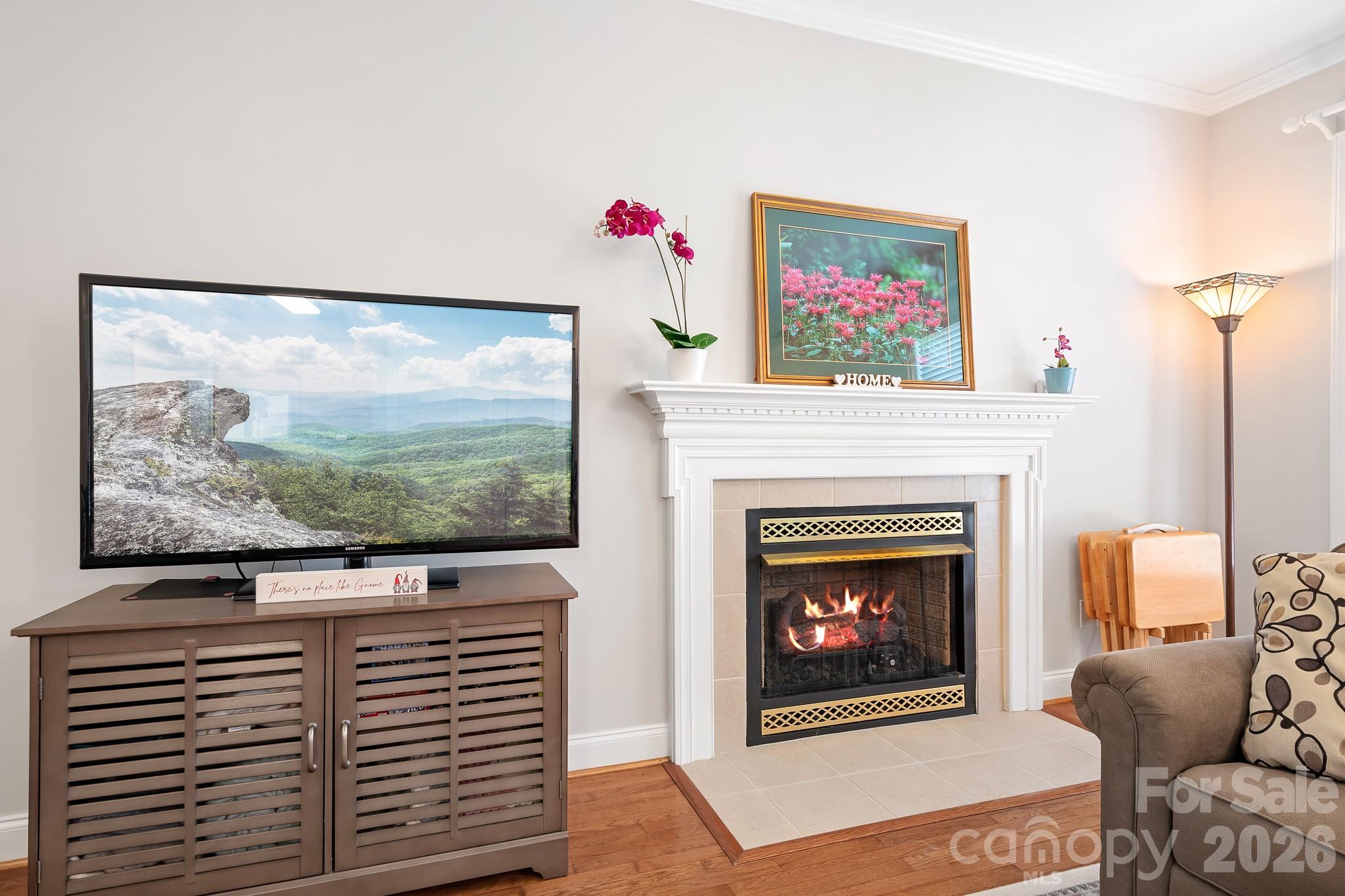 215 Knops Nob Road — Mooresville