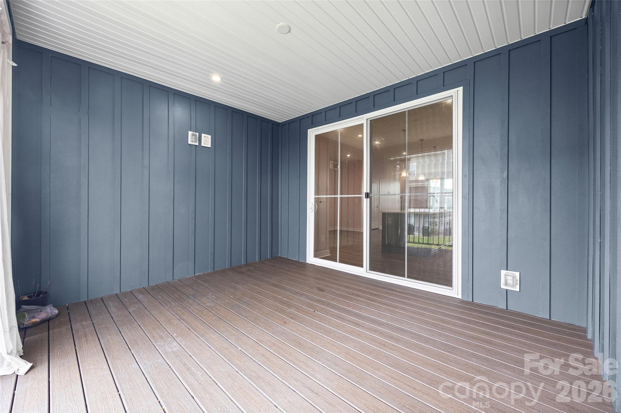 928 Portrush Lane — Tega Cay