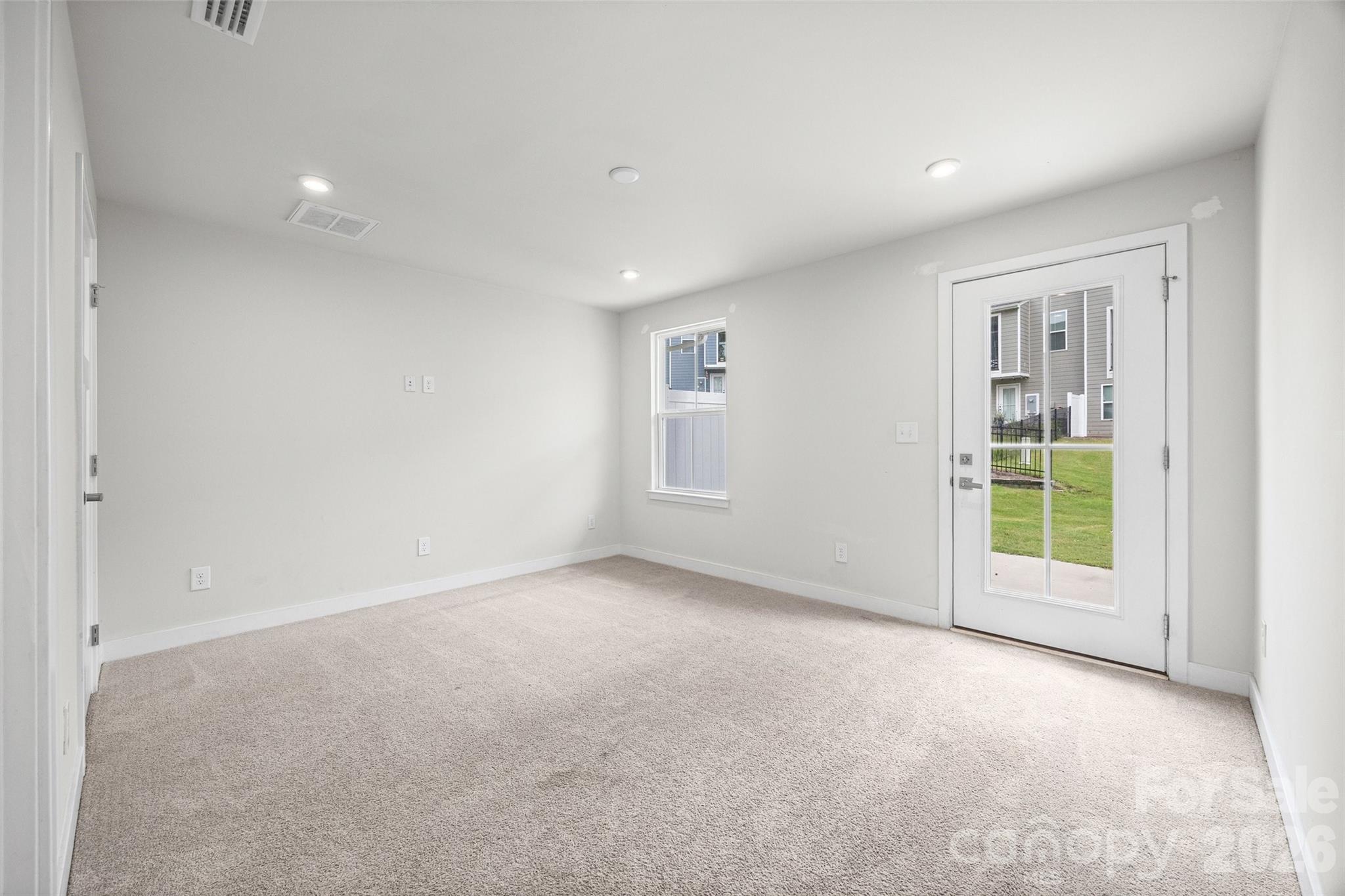 928 Portrush Lane — Tega Cay