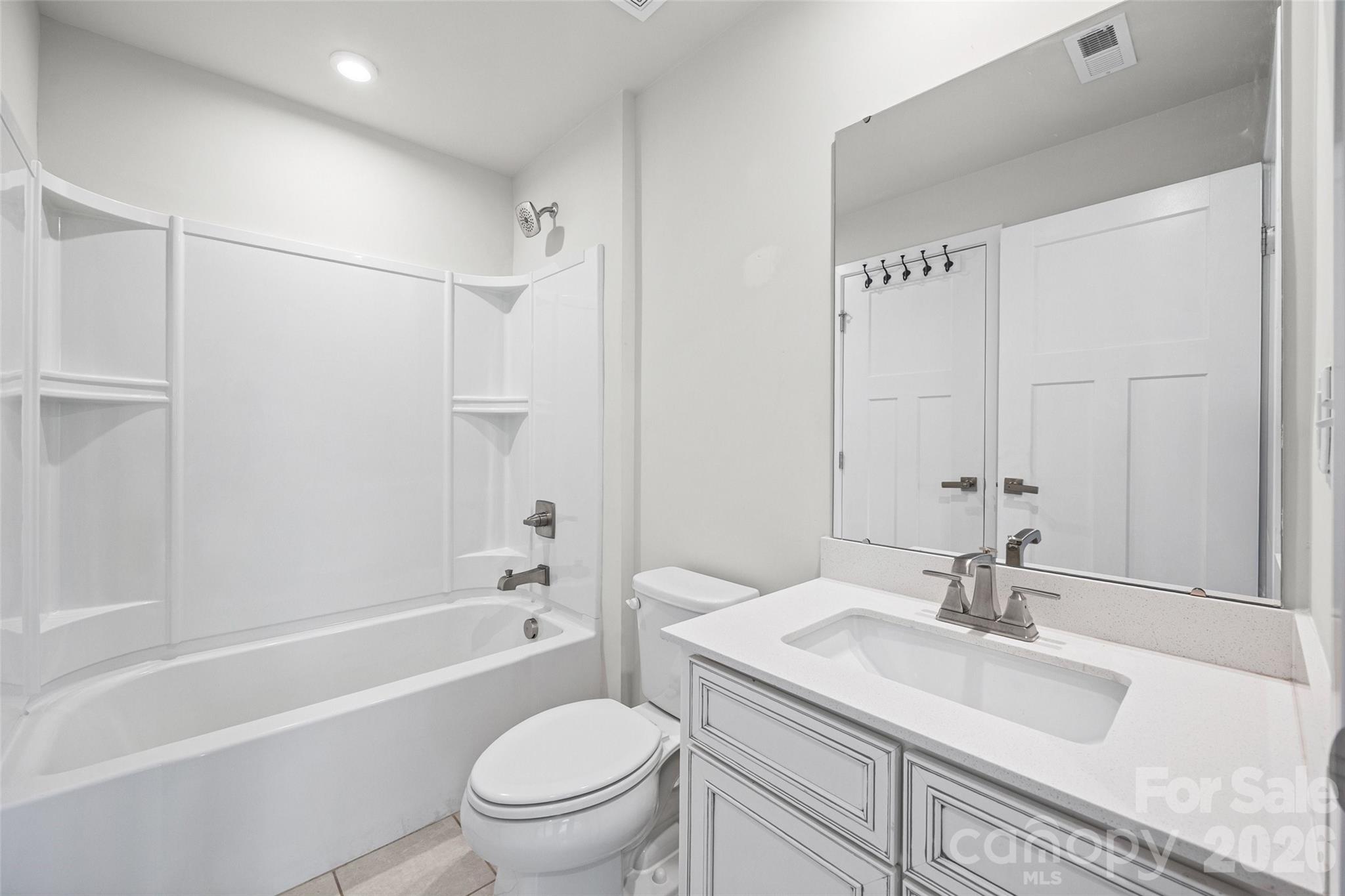928 Portrush Lane — Tega Cay