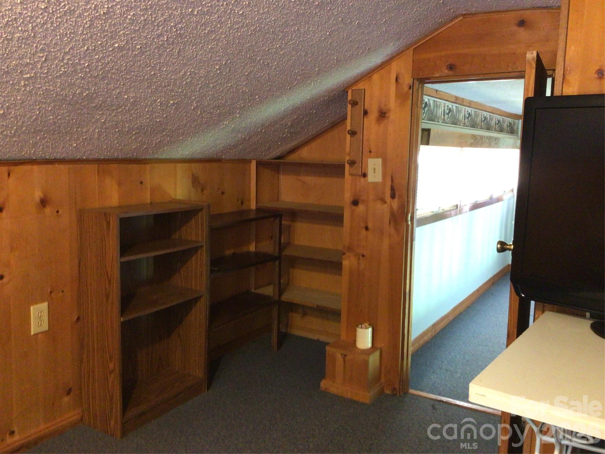 214 Big Bear Boulevard — Old Fort