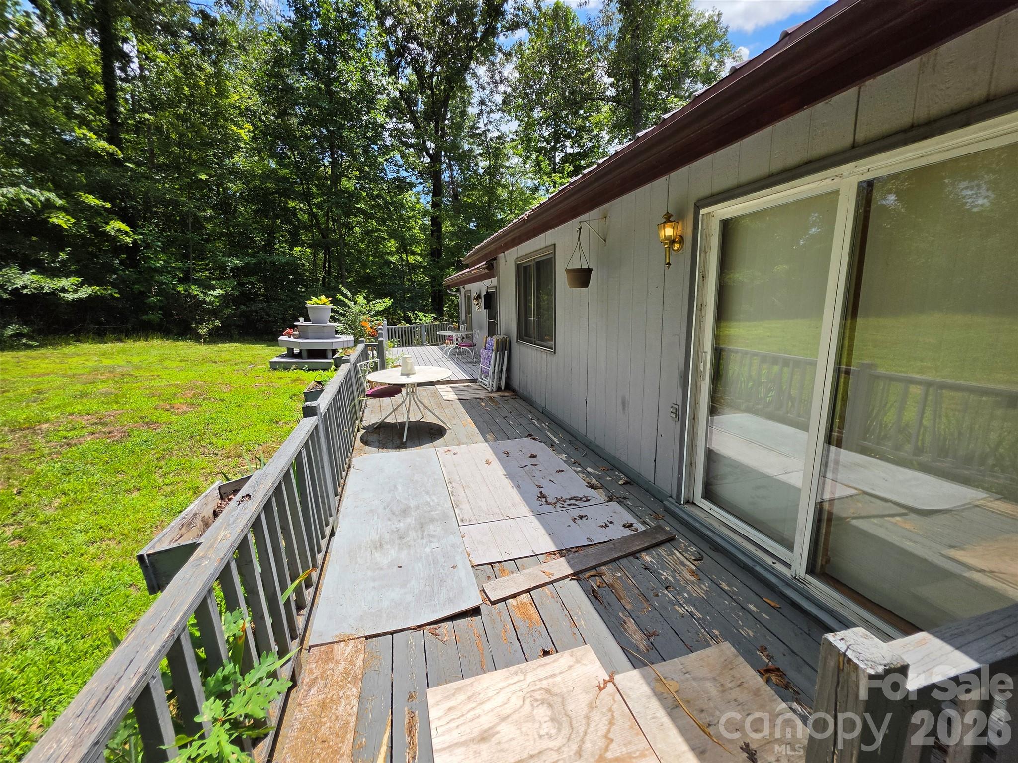214 Big Bear Boulevard — Old Fort