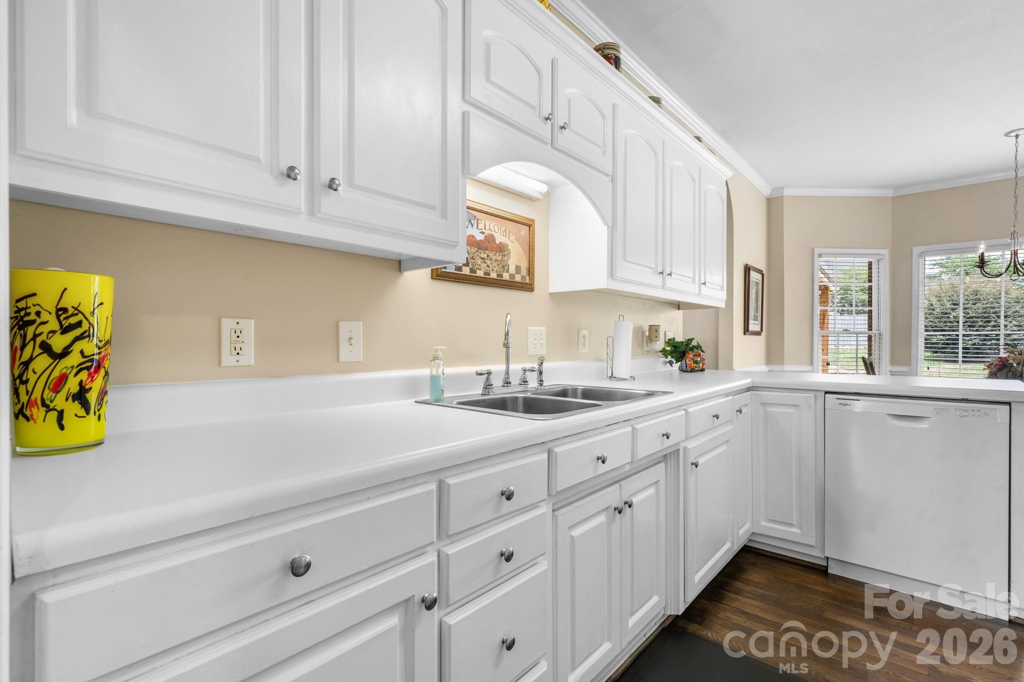 3992 Brickfield Street — Hickory