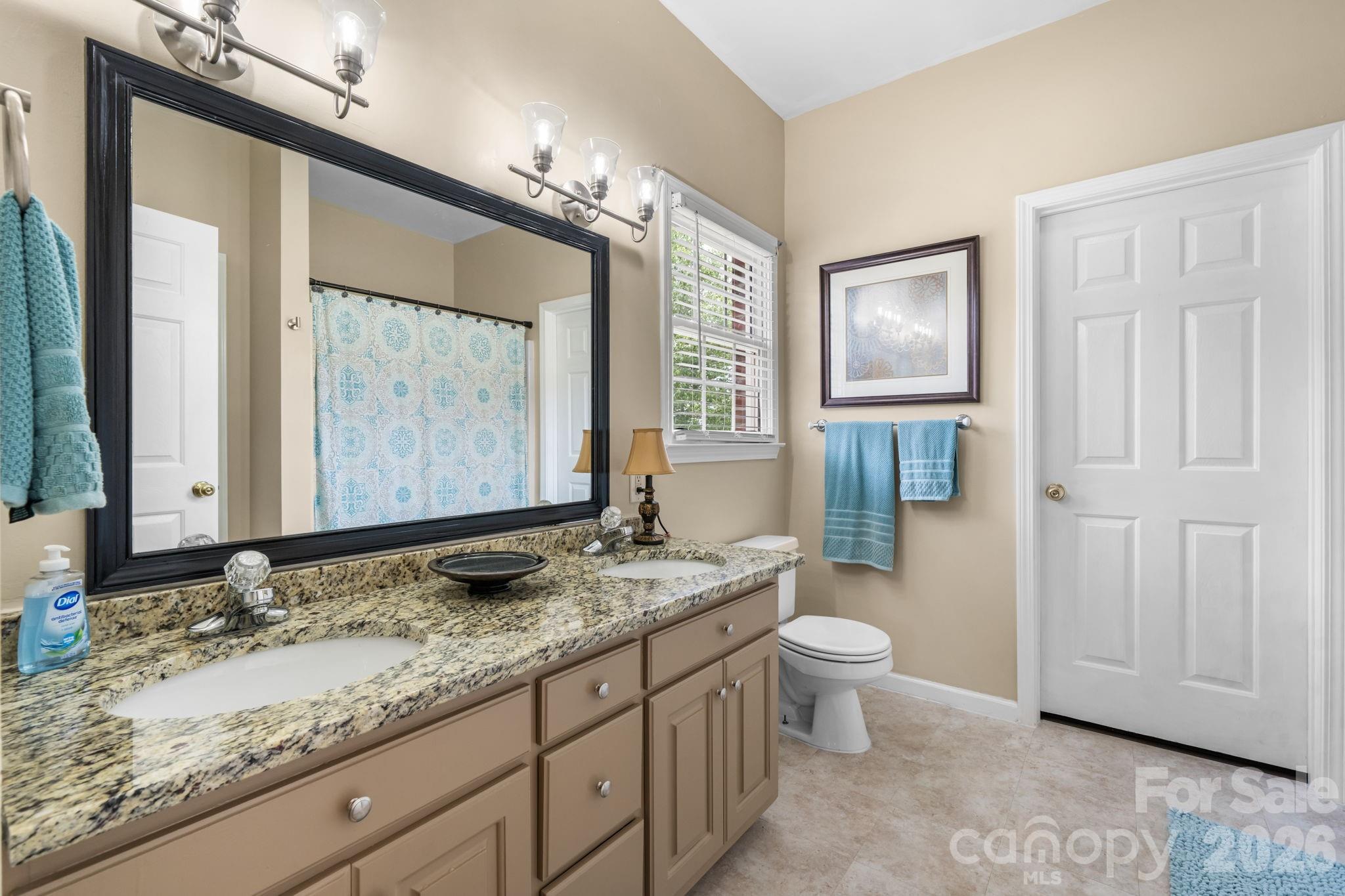 3992 Brickfield Street — Hickory