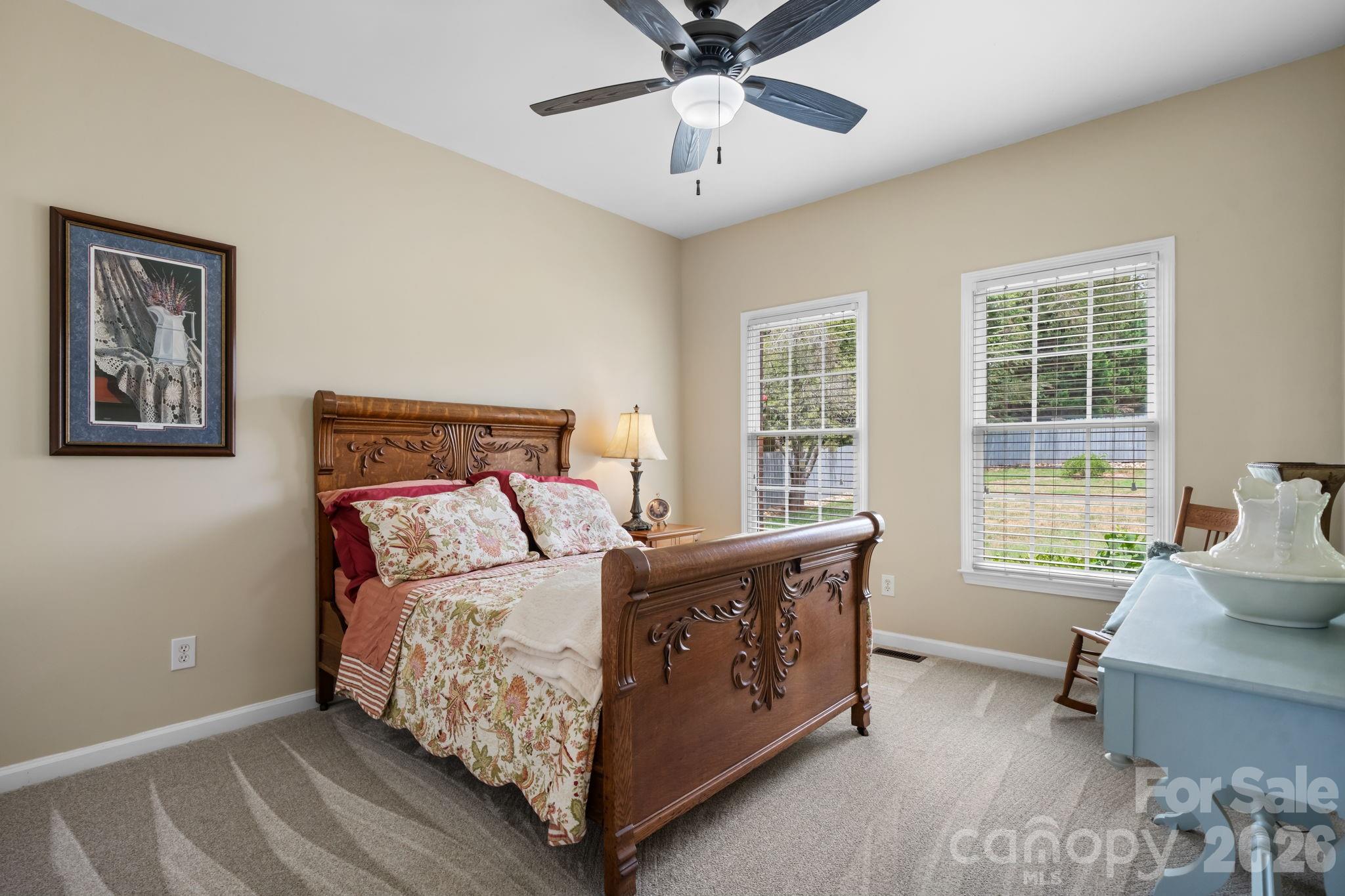 3992 Brickfield Street — Hickory