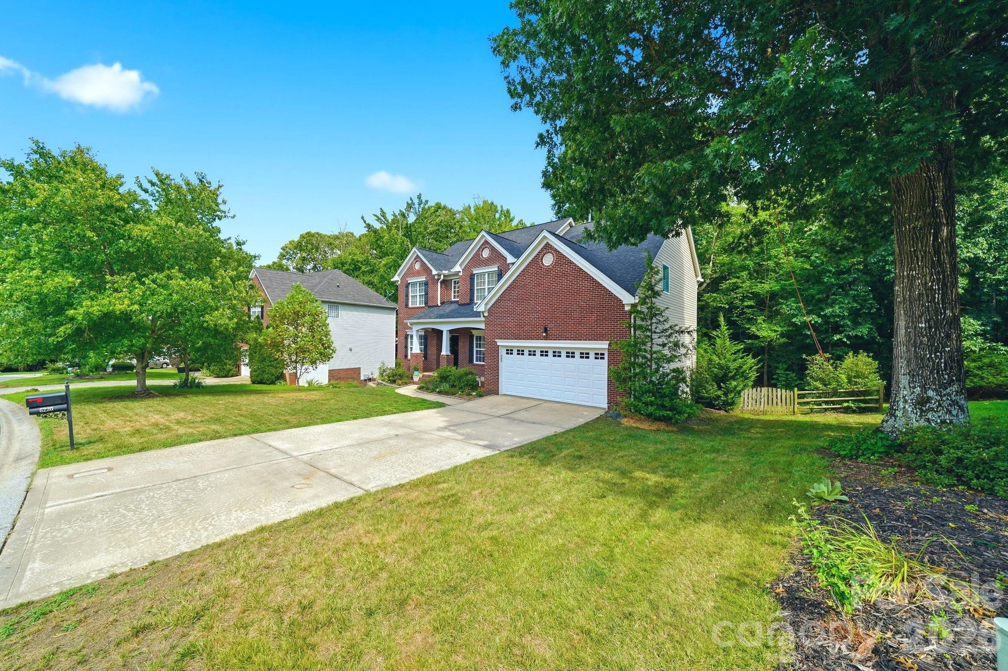 6220 Tulip Poplar Place — Huntersville