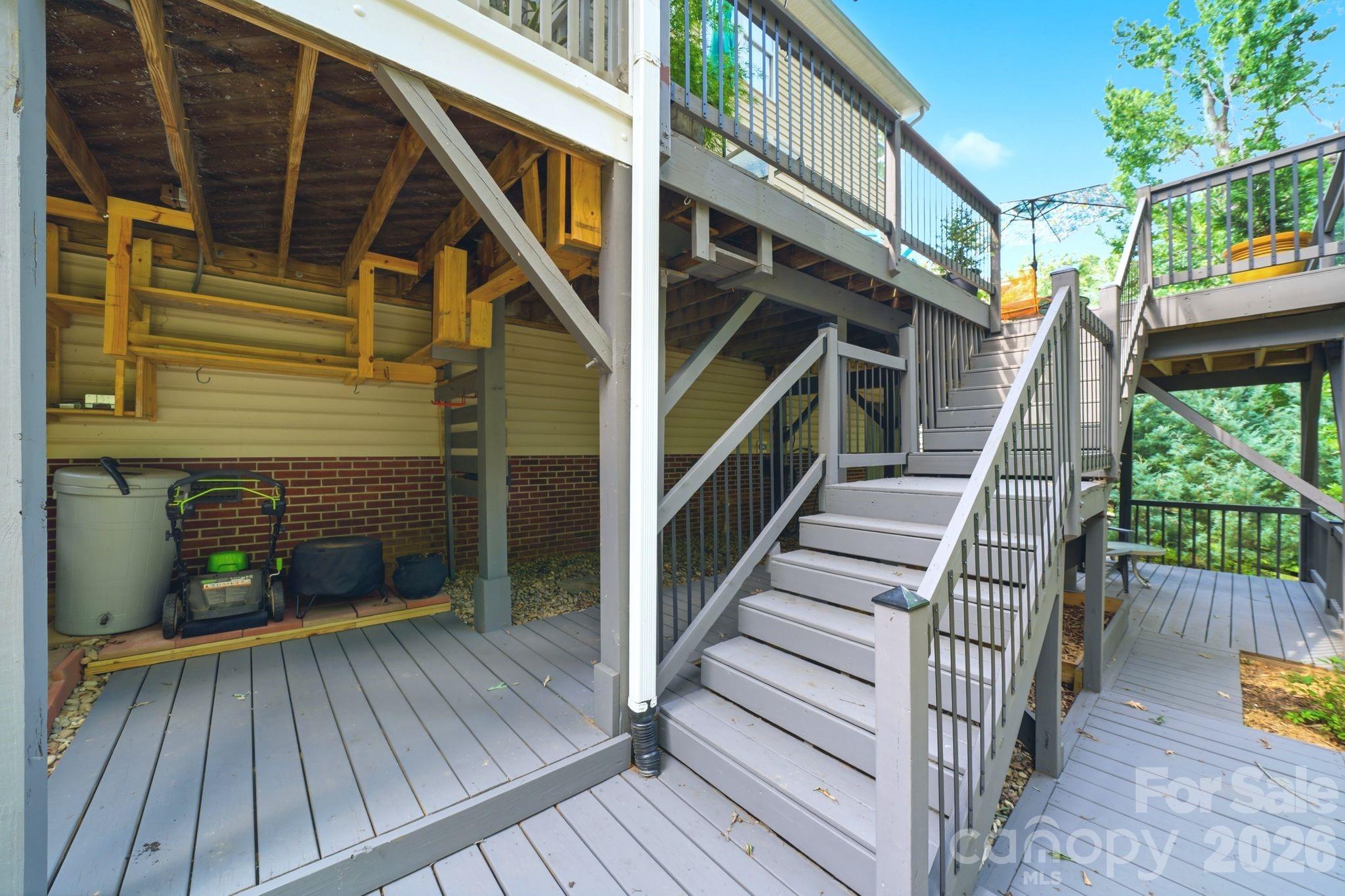 6220 Tulip Poplar Place — Huntersville