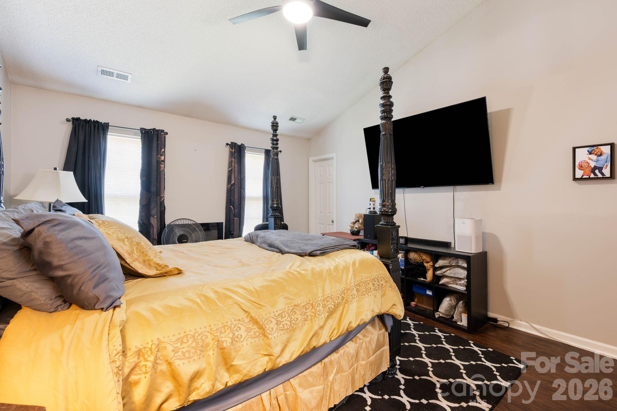 5782 Dove Point Drive SW — Concord