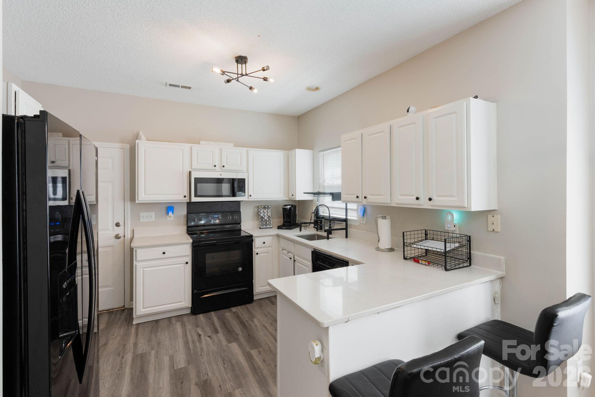 5782 Dove Point Drive SW — Concord