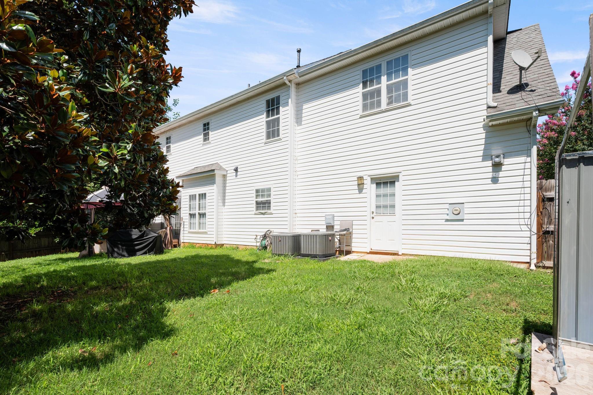 5782 Dove Point Drive SW — Concord