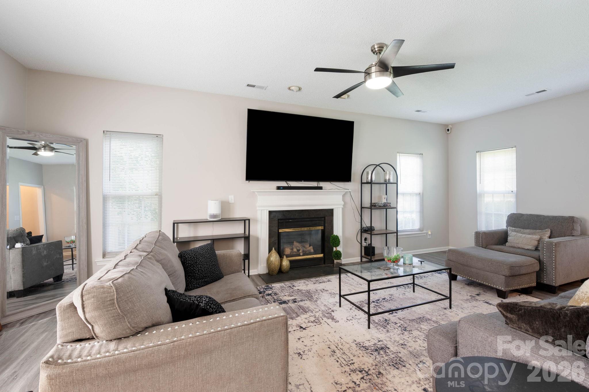 5782 Dove Point Drive SW — Concord