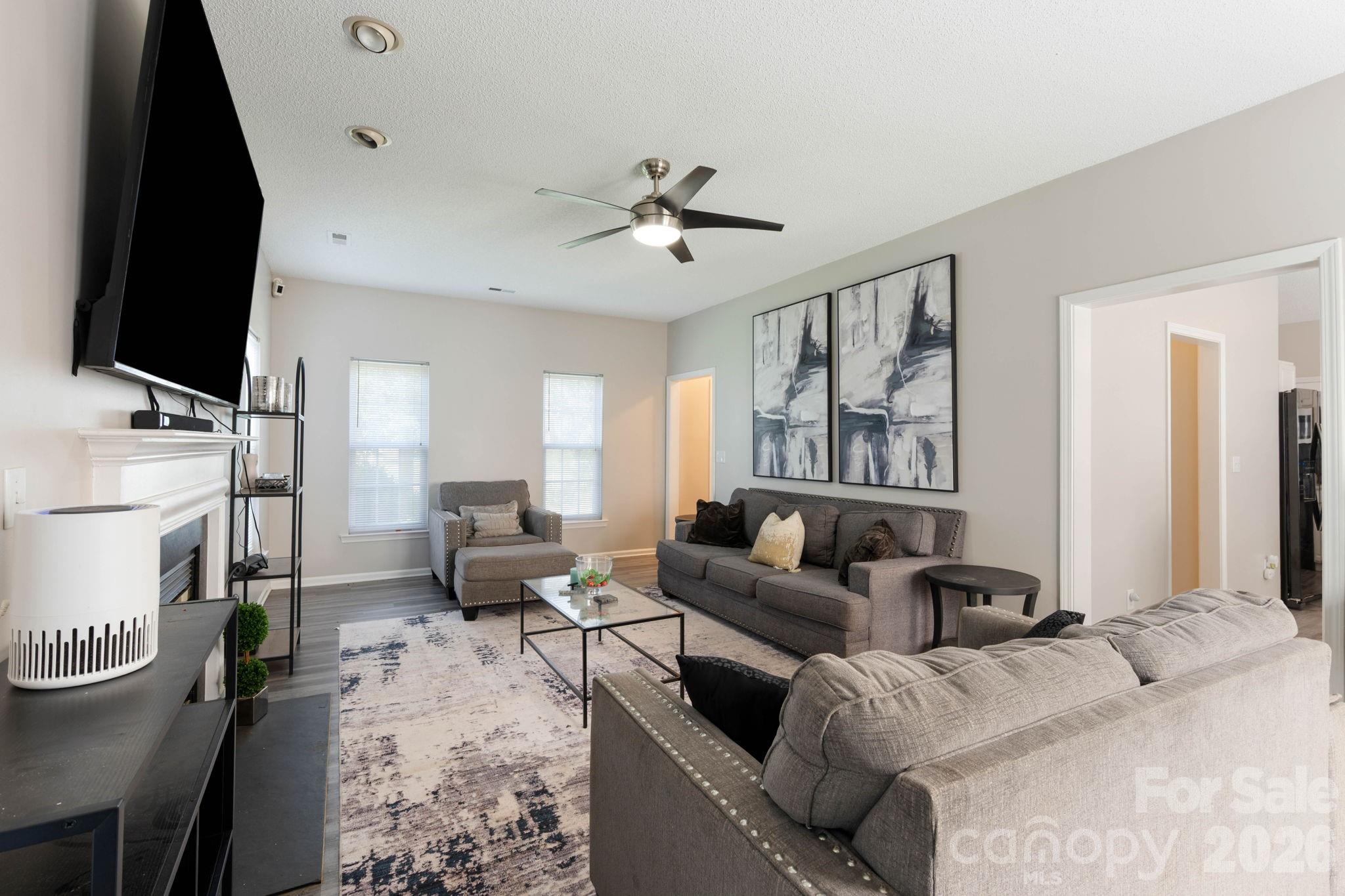 5782 Dove Point Drive SW — Concord