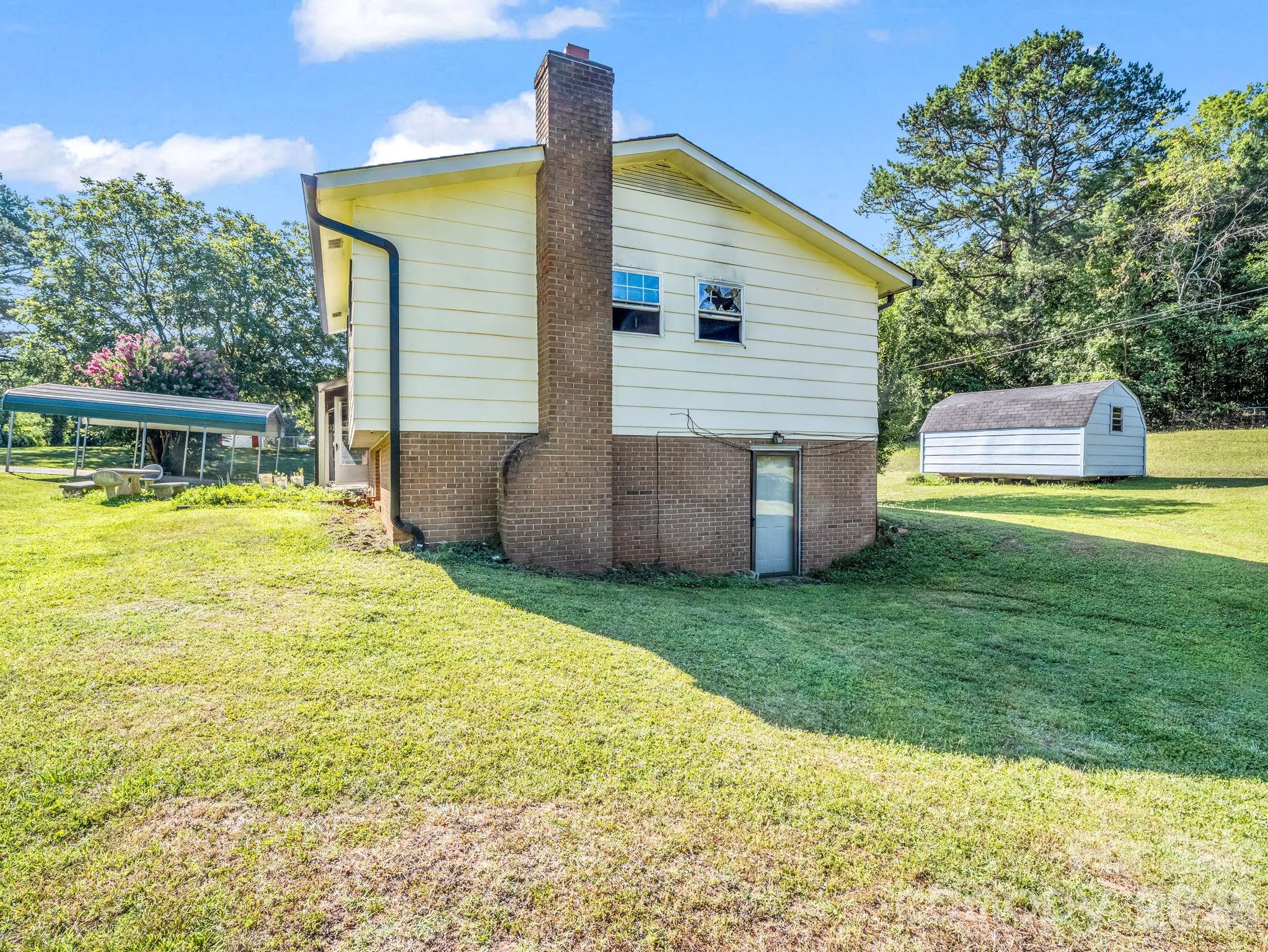 176 Michael Street — Bostic