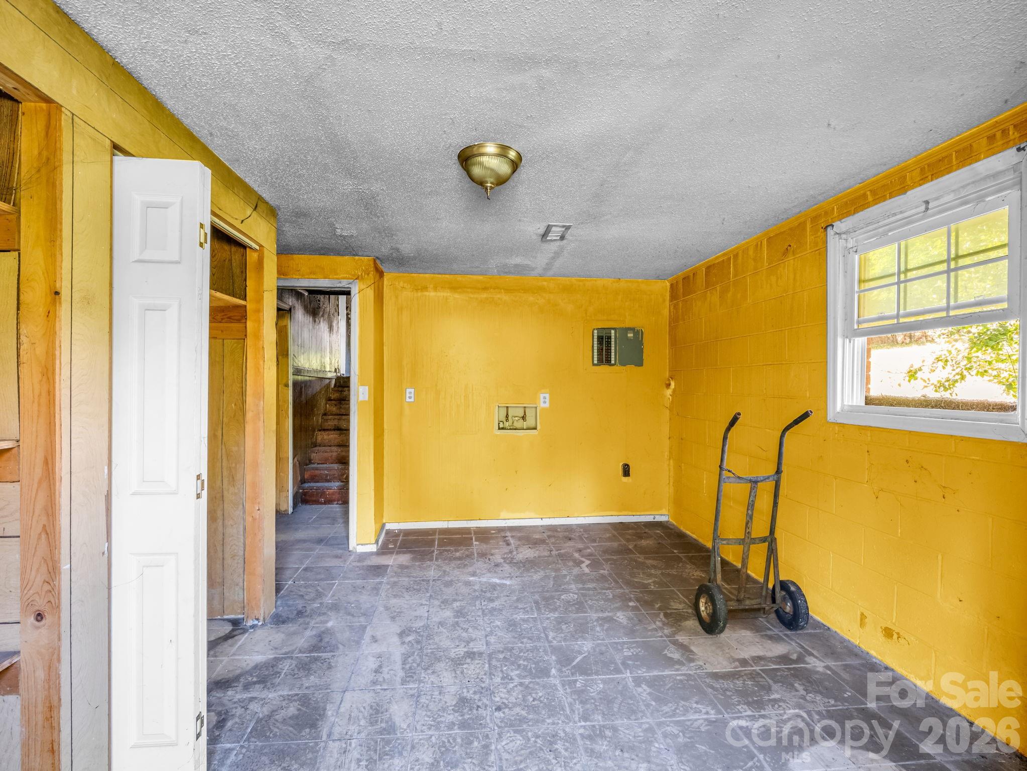 176 Michael Street — Bostic
