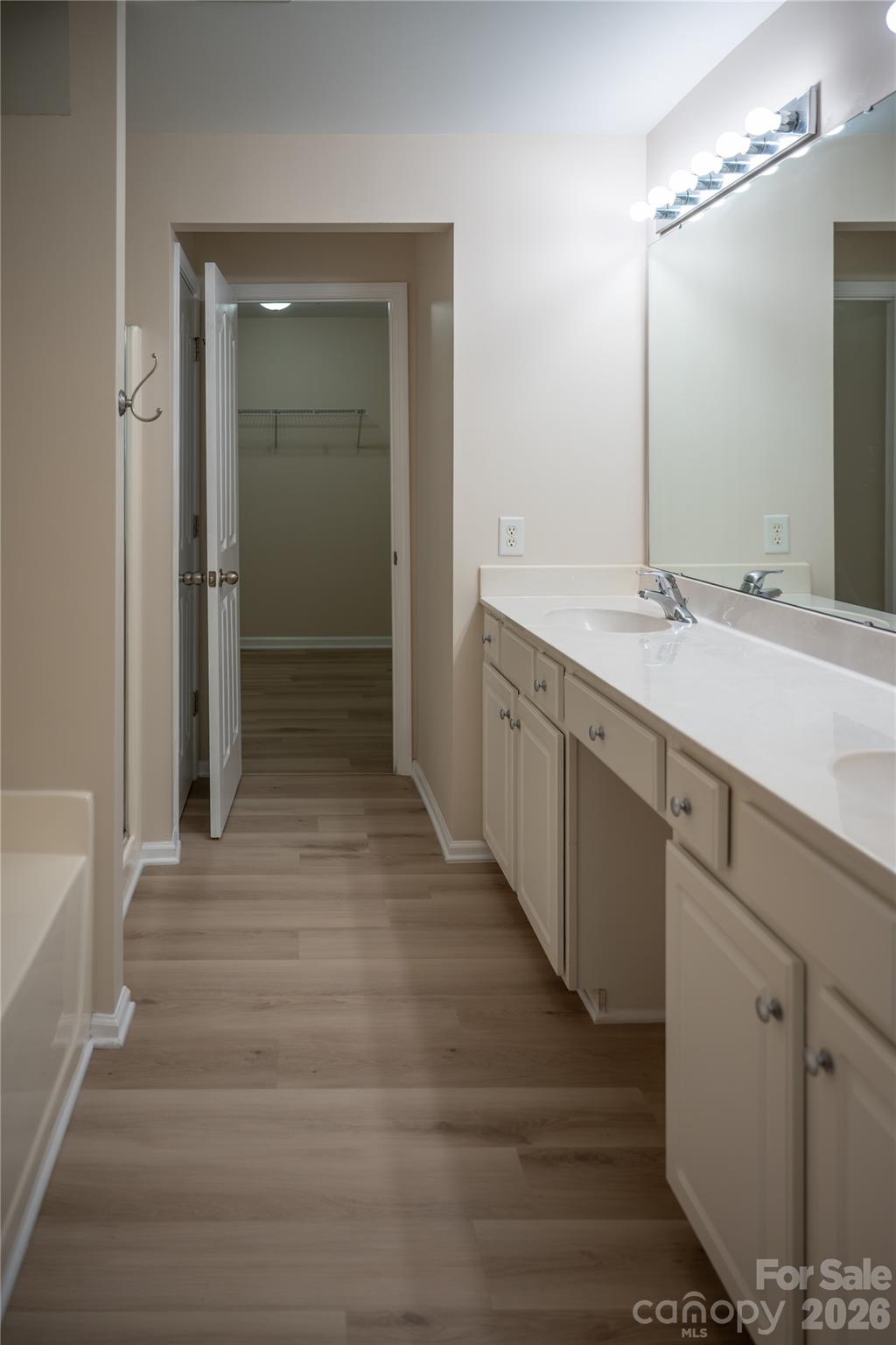 9150 Redmond Trace Road — Charlotte