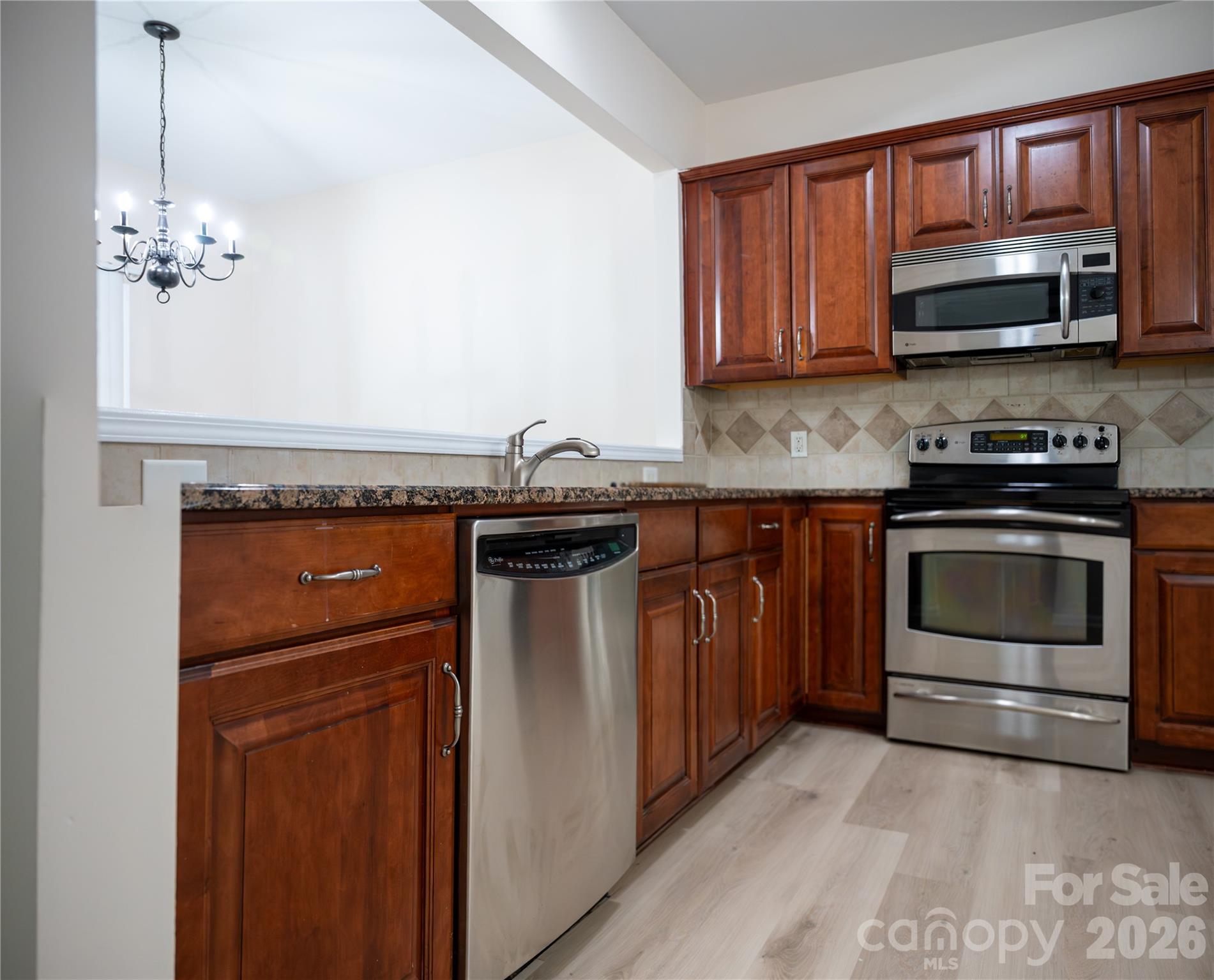 9150 Redmond Trace Road — Charlotte