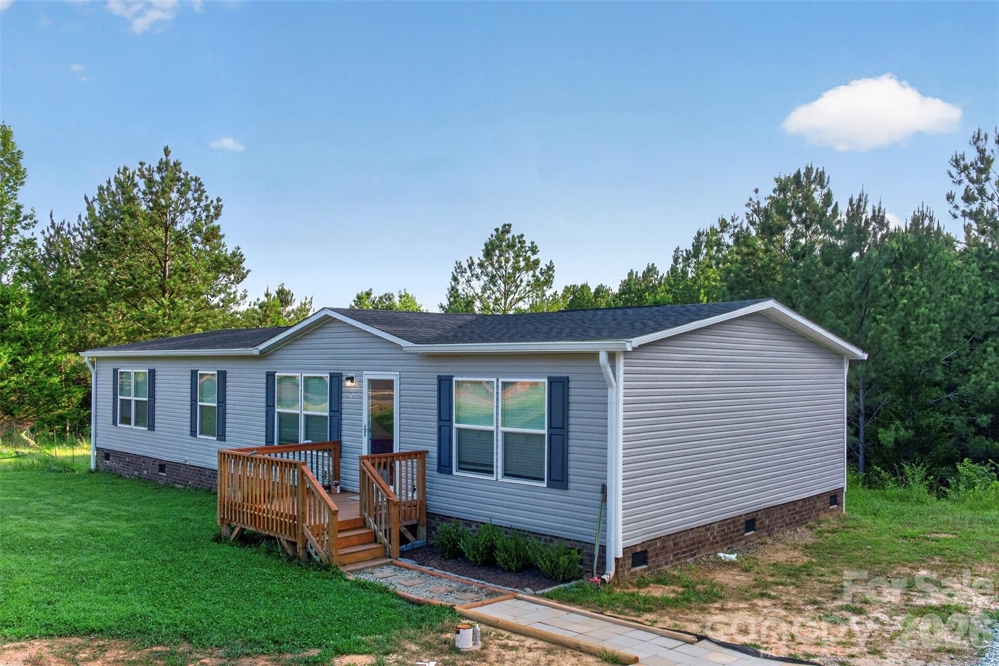 742 Sidney Cornwell Drive — Catawba