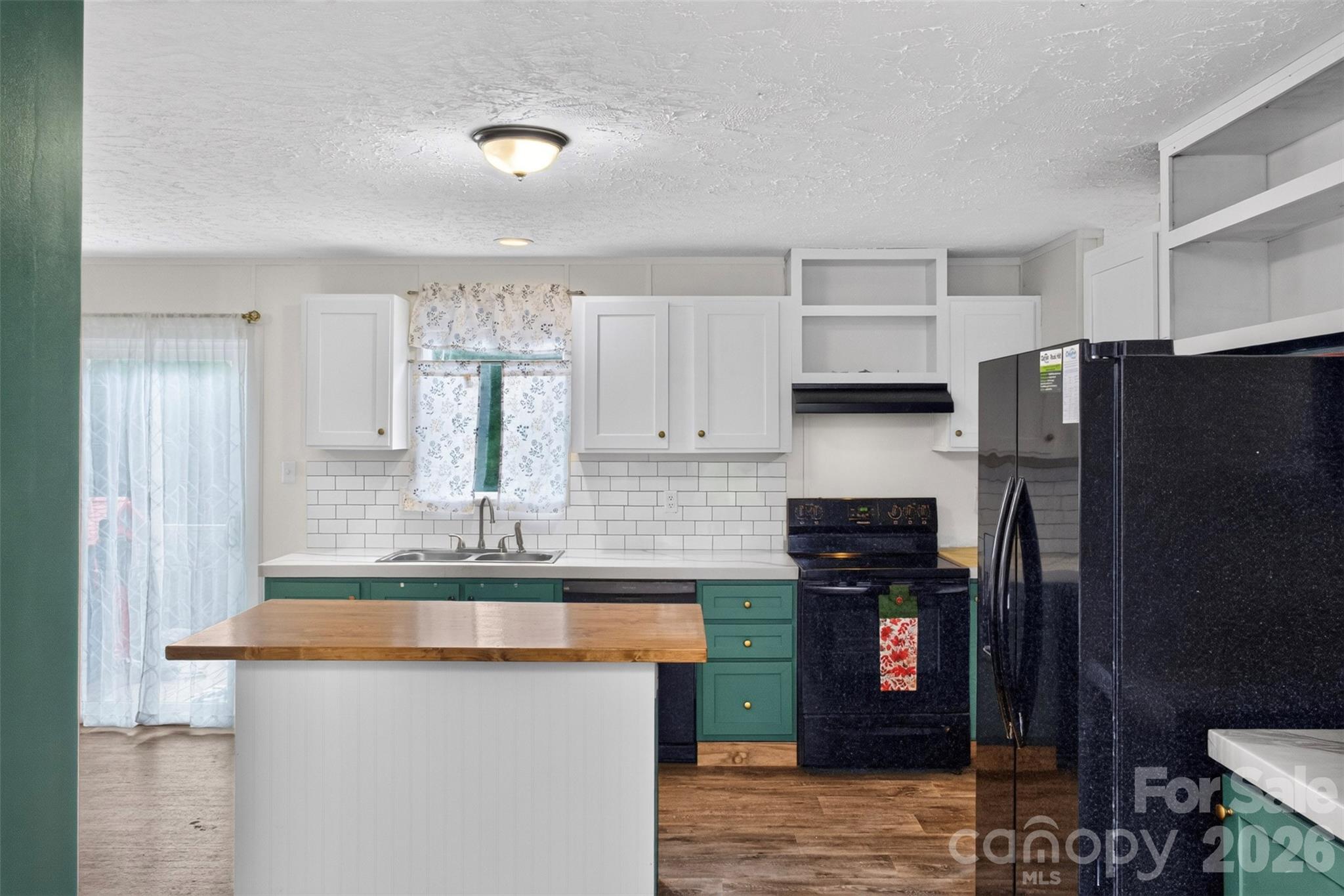 742 Sidney Cornwell Drive — Catawba