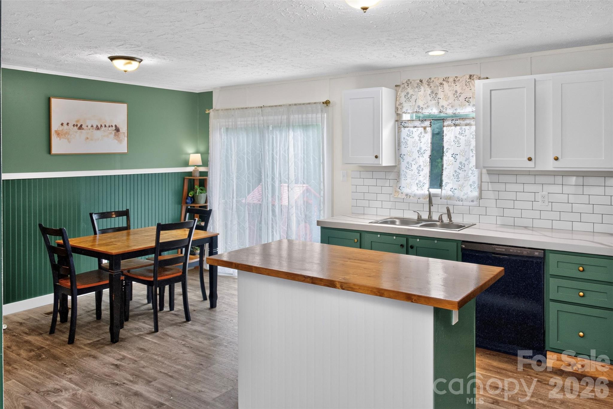 742 Sidney Cornwell Drive — Catawba