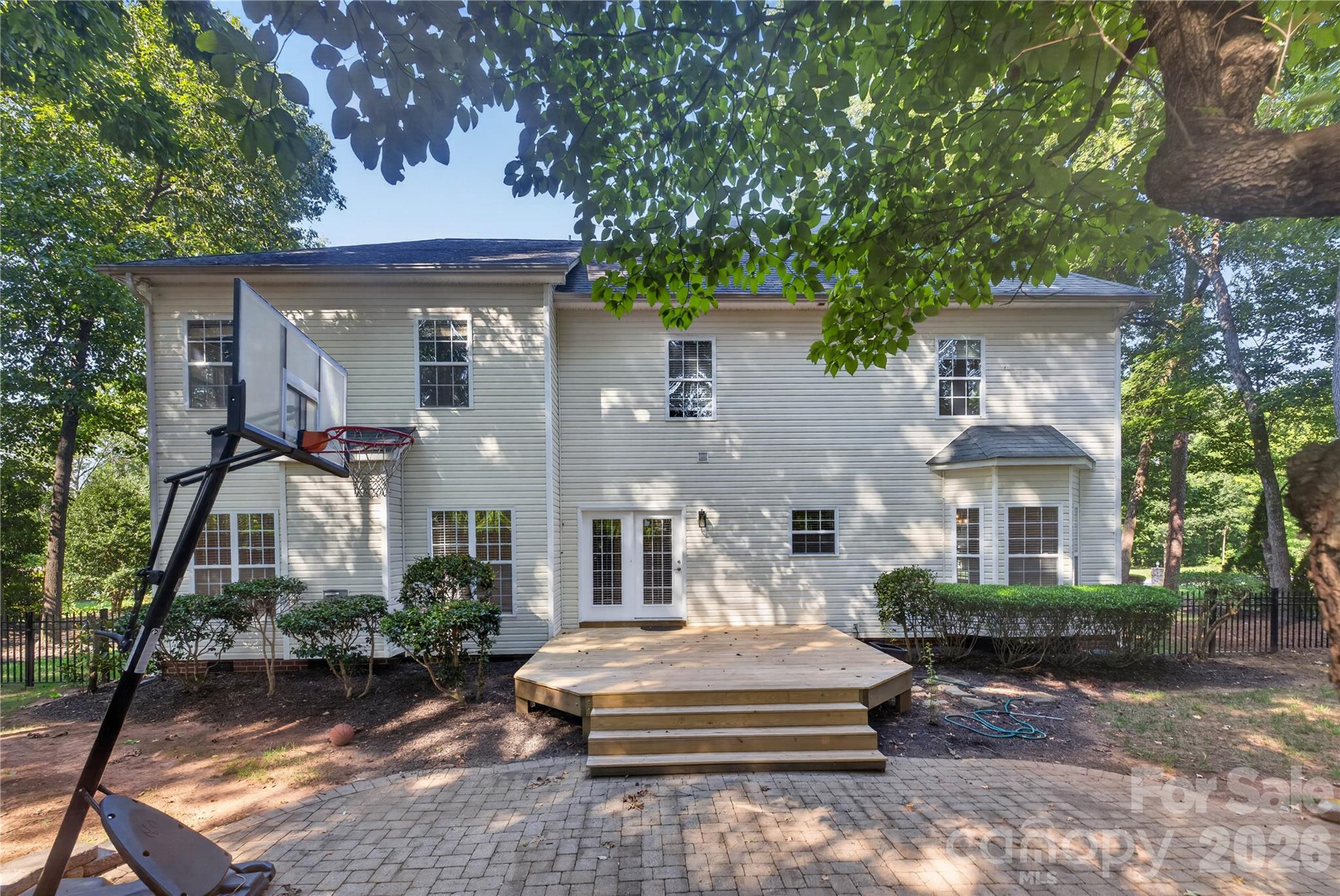6301 Crown Hill Drive — Charlotte