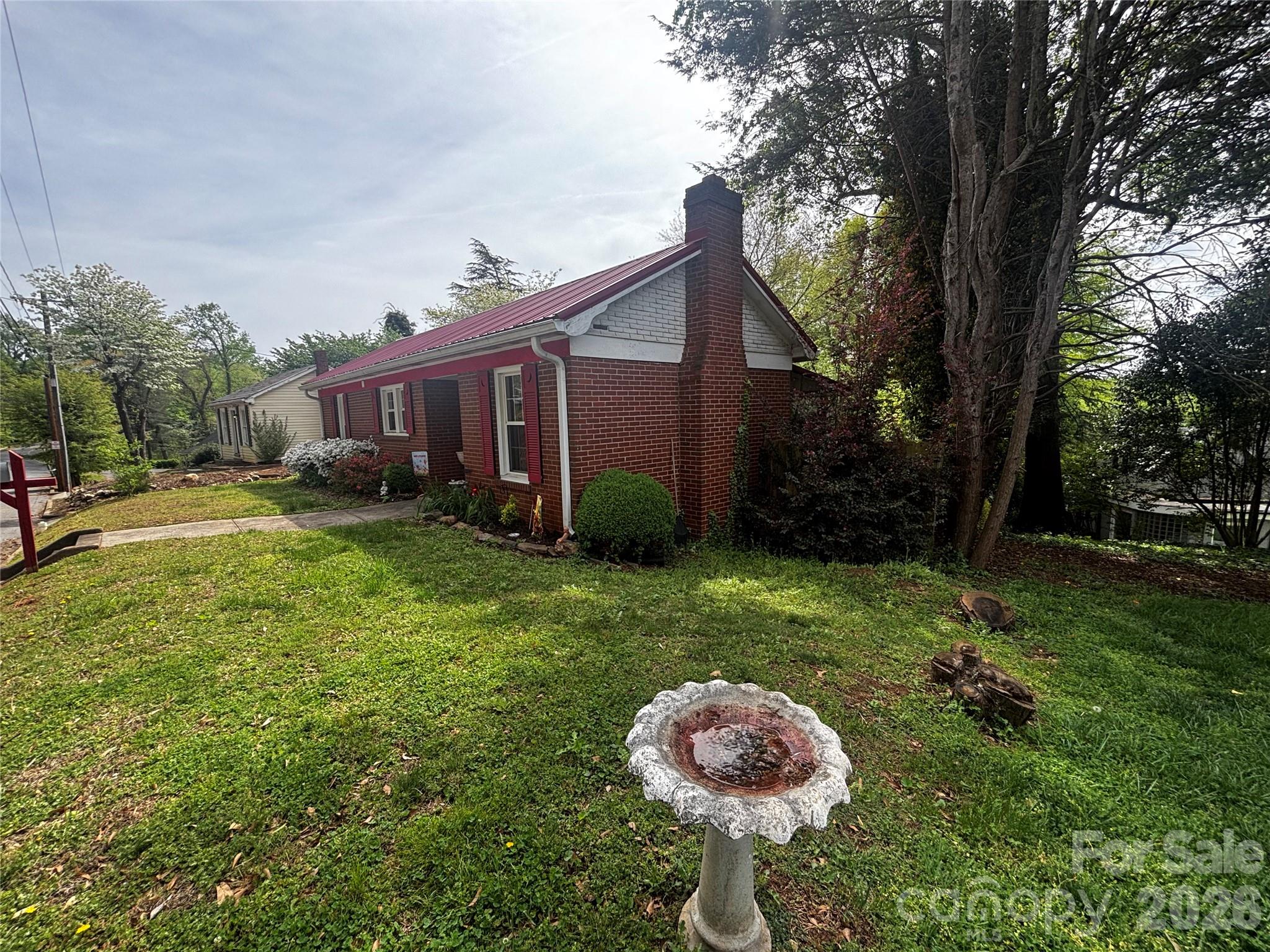 103 Silver Creek Road — Morganton