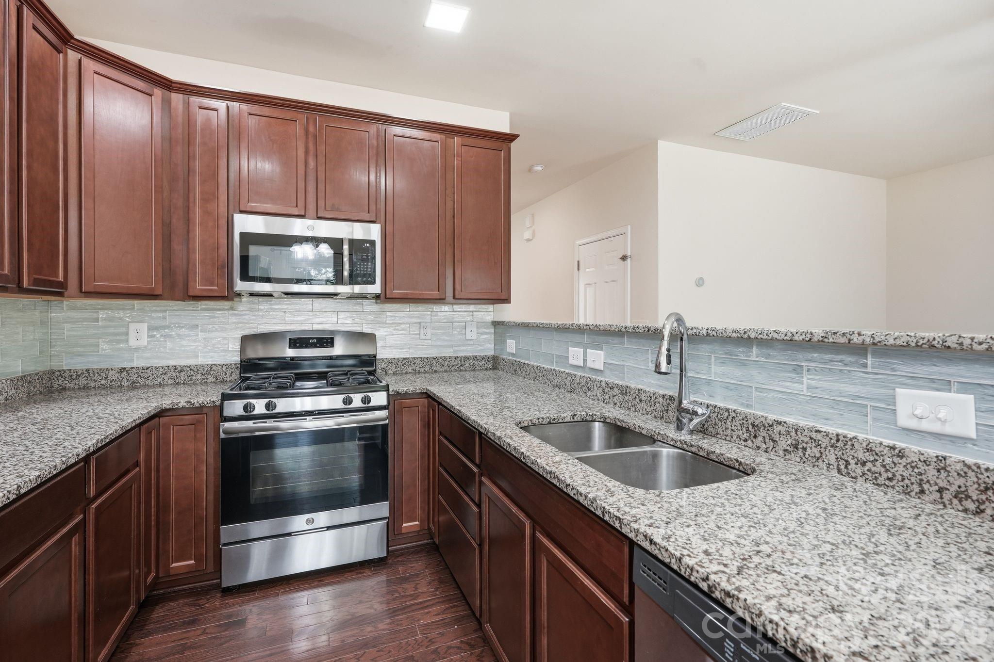 7323 Jane Parks Way — Charlotte