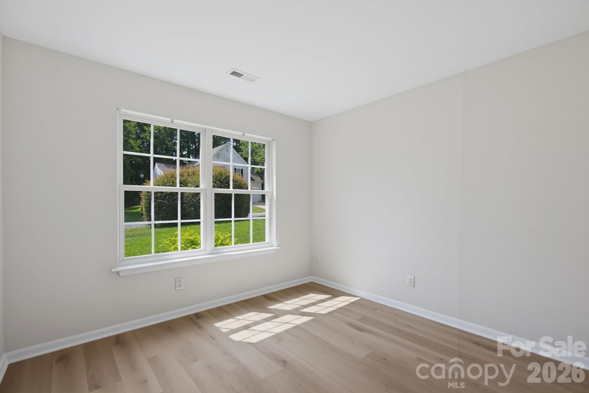 6408 Spanish Moss Lane — Charlotte