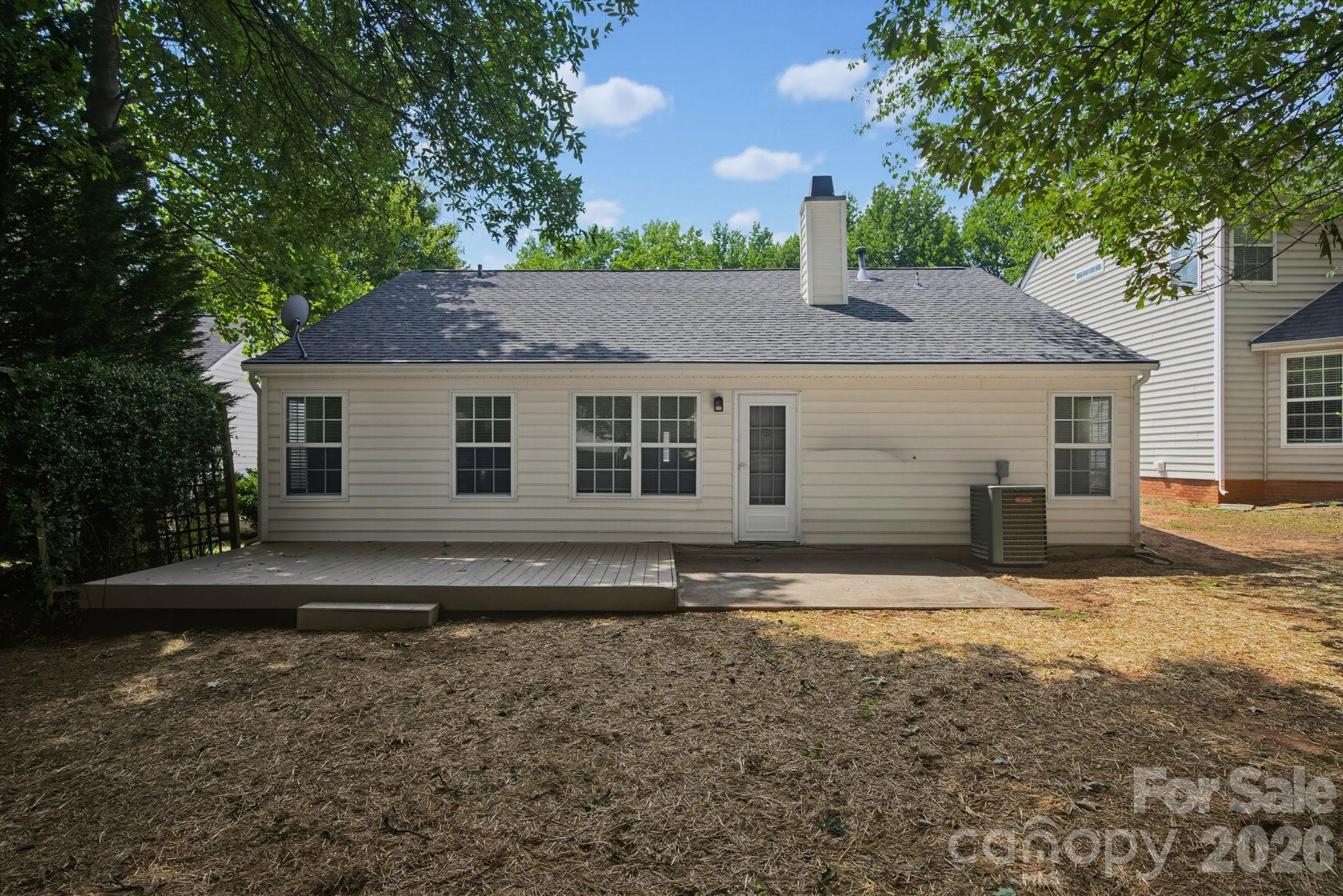 6408 Spanish Moss Lane — Charlotte