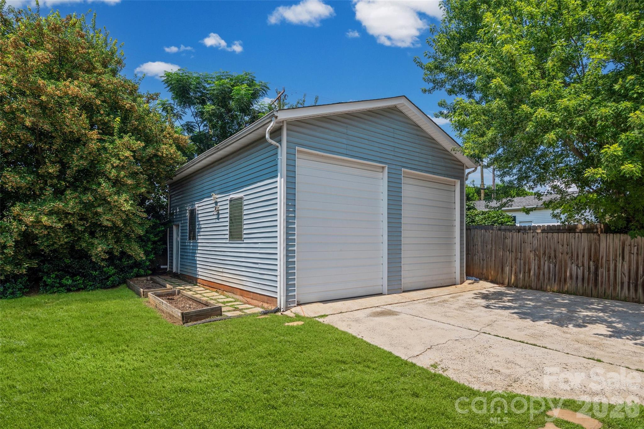5300 Milford Road — Charlotte