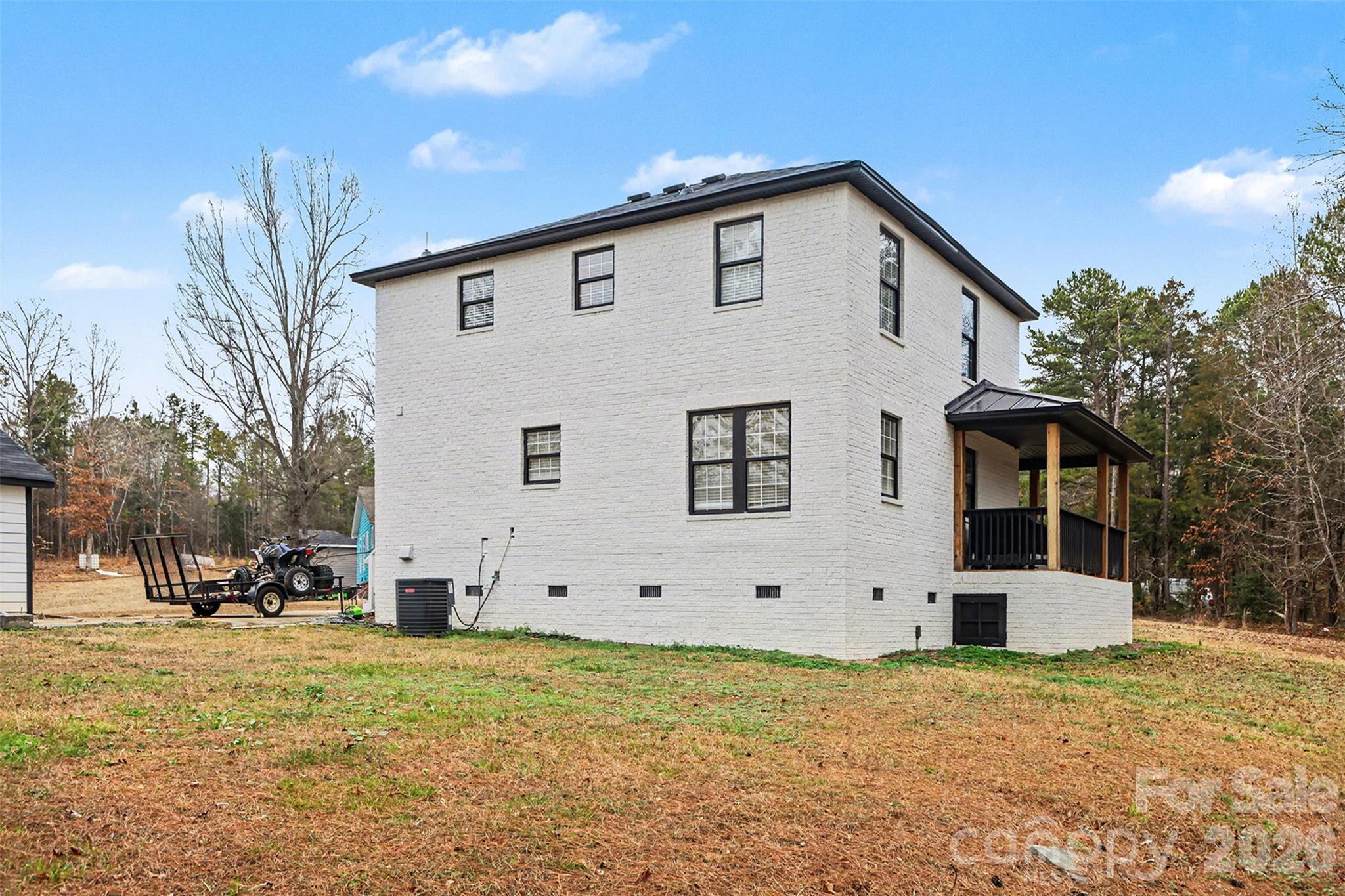 504 Six Mile Creek Road — Lancaster