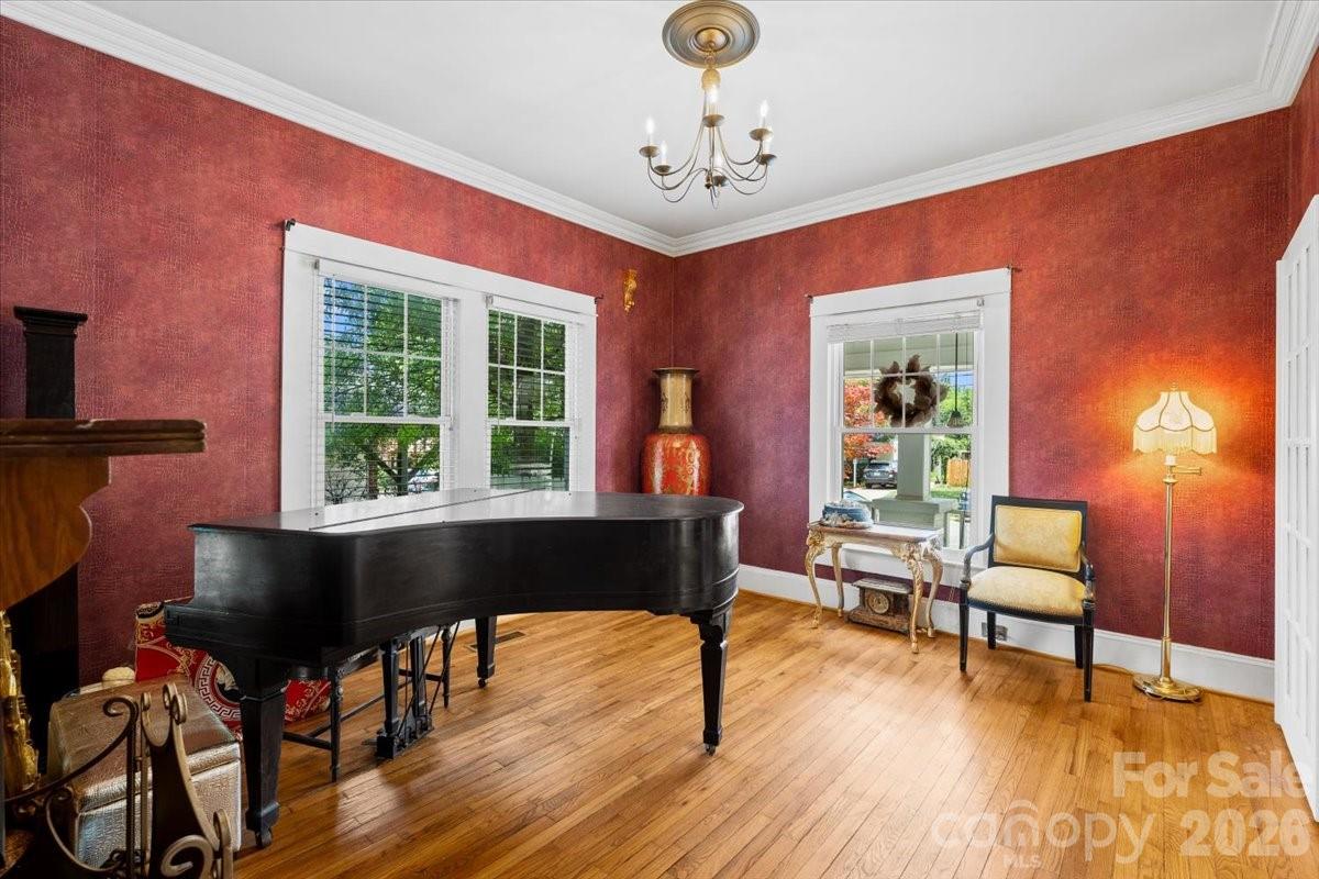 501 W 2nd Avenue — Lexington