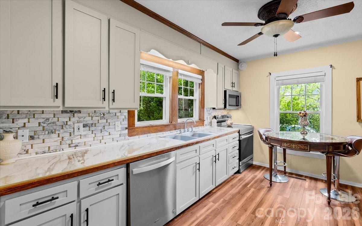 501 W 2nd Avenue — Lexington