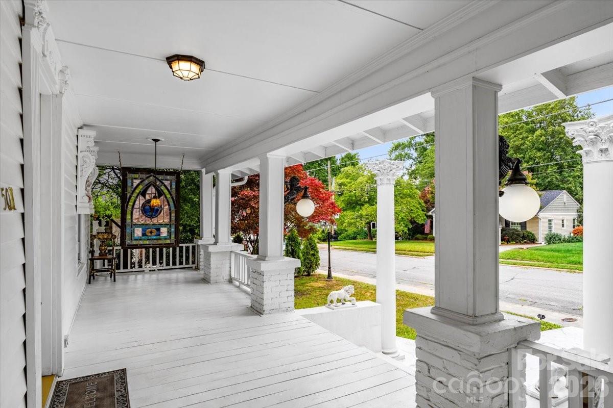 501 W 2nd Avenue — Lexington
