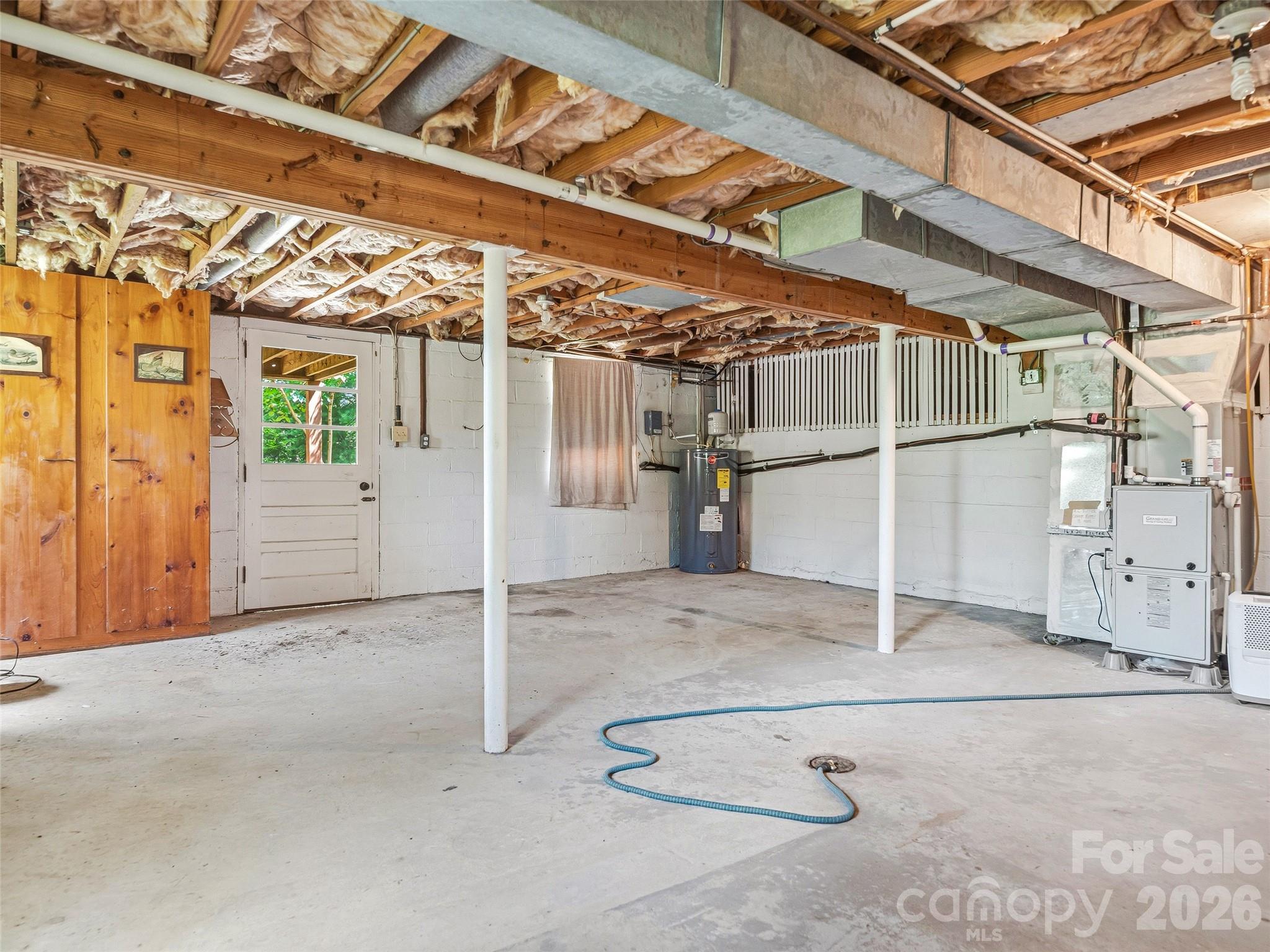66 Hampden Road — Asheville