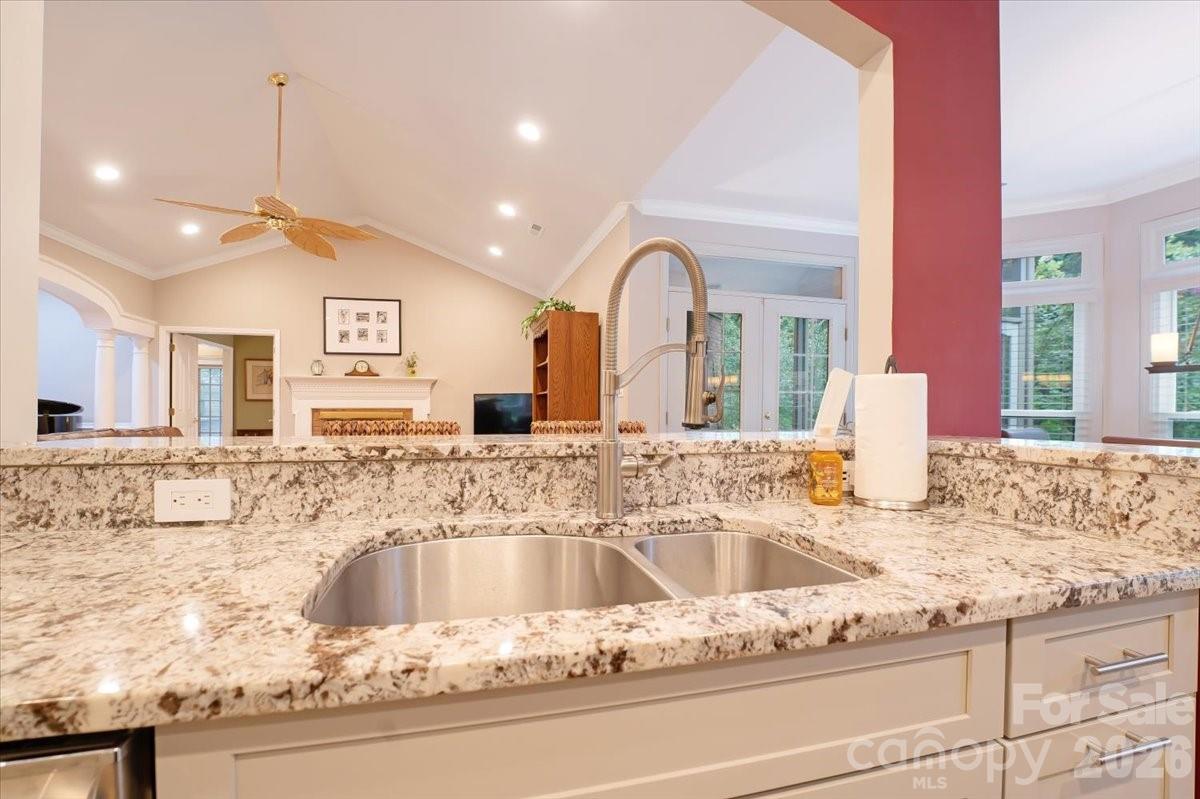 15614 Warm Springs Court — Charlotte