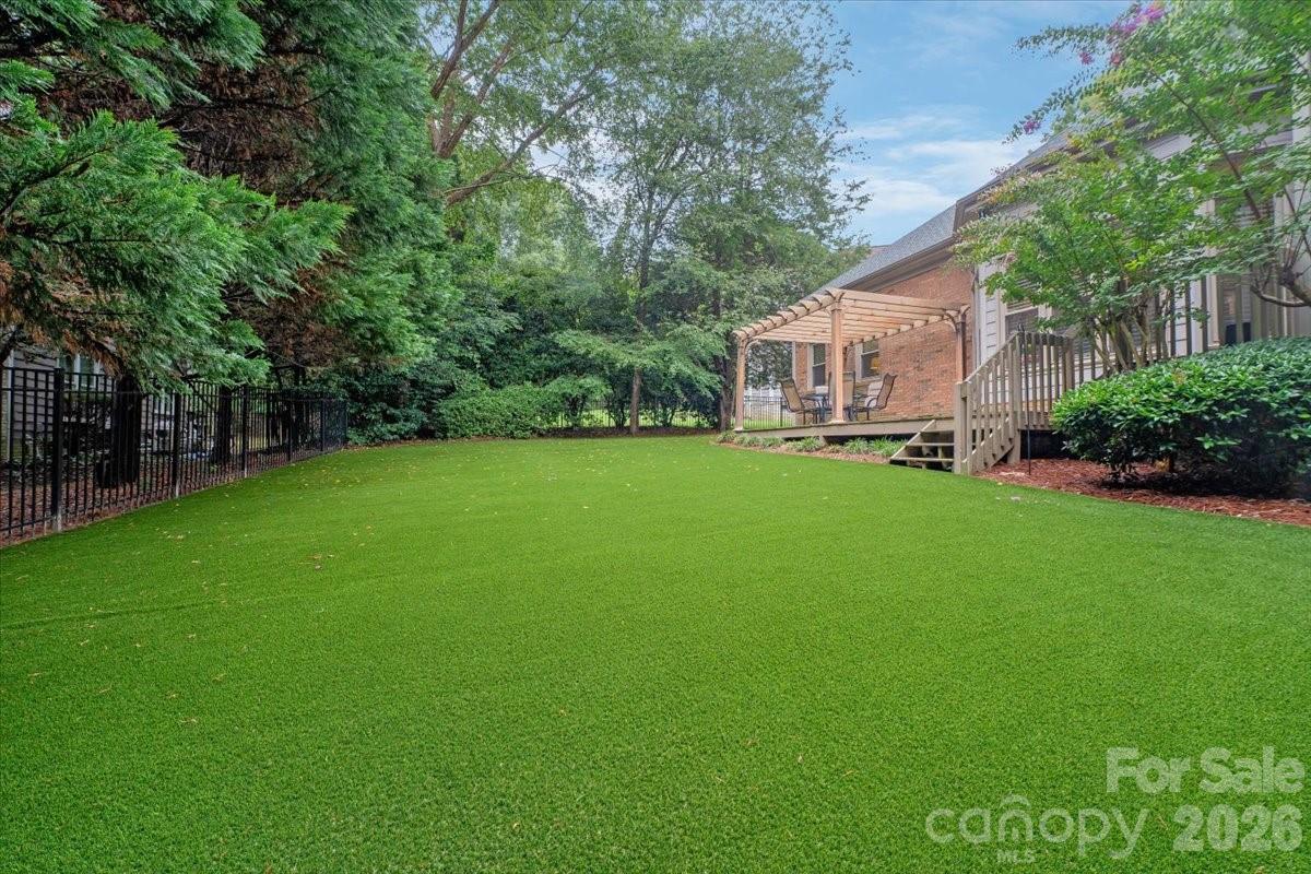 15614 Warm Springs Court — Charlotte