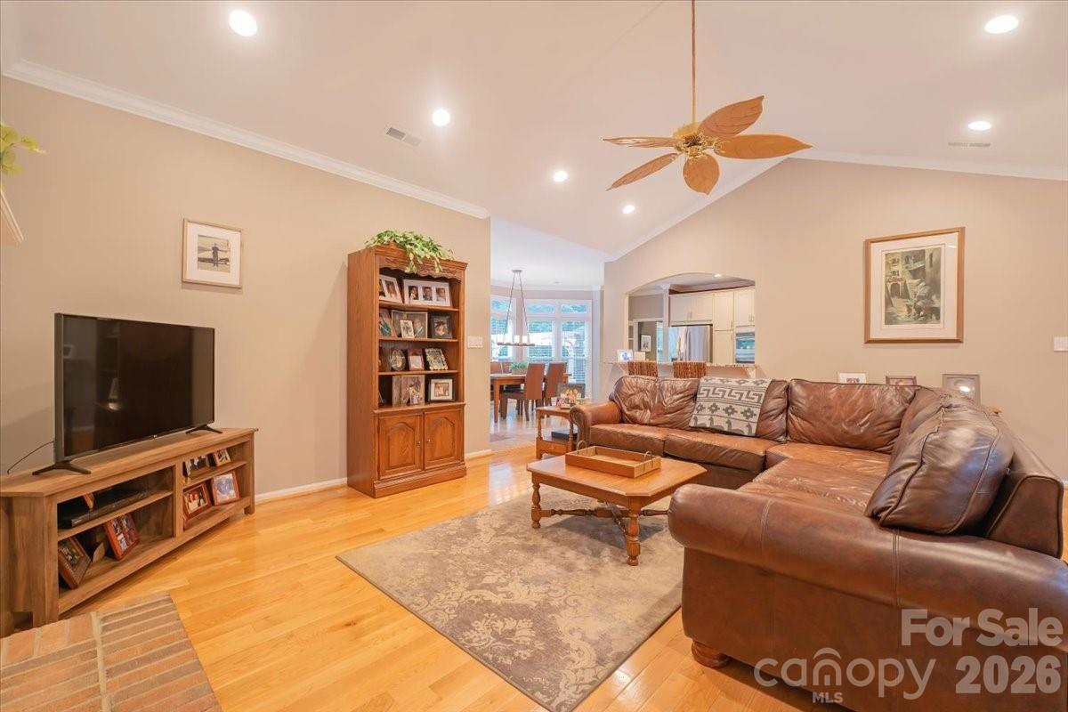 15614 Warm Springs Court — Charlotte
