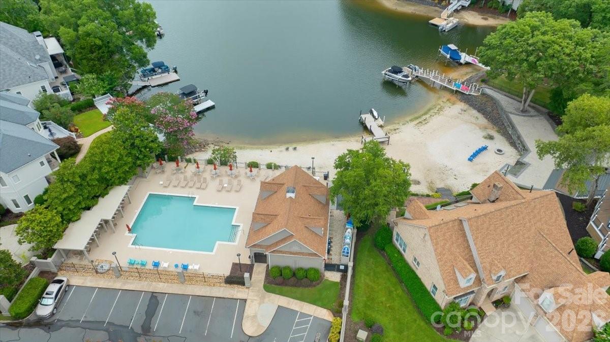 15614 Warm Springs Court — Charlotte