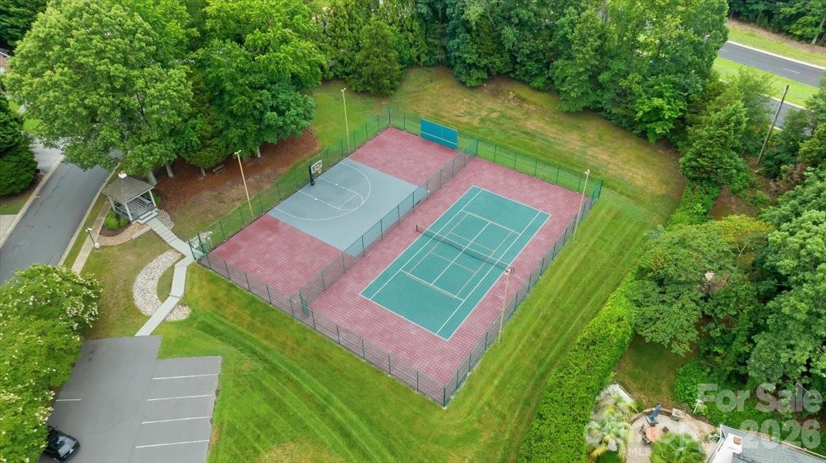 15614 Warm Springs Court — Charlotte