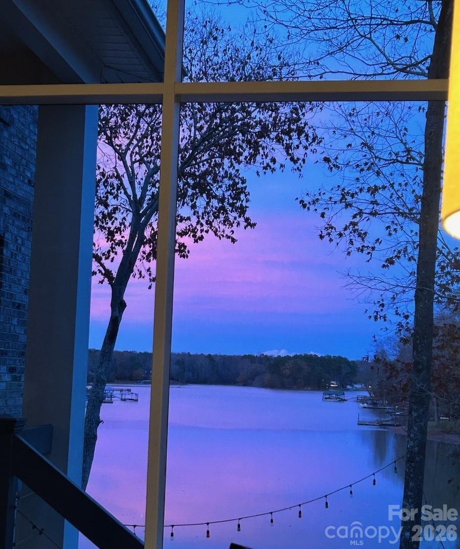 1075 Lakefront Woods Drive — Belmont