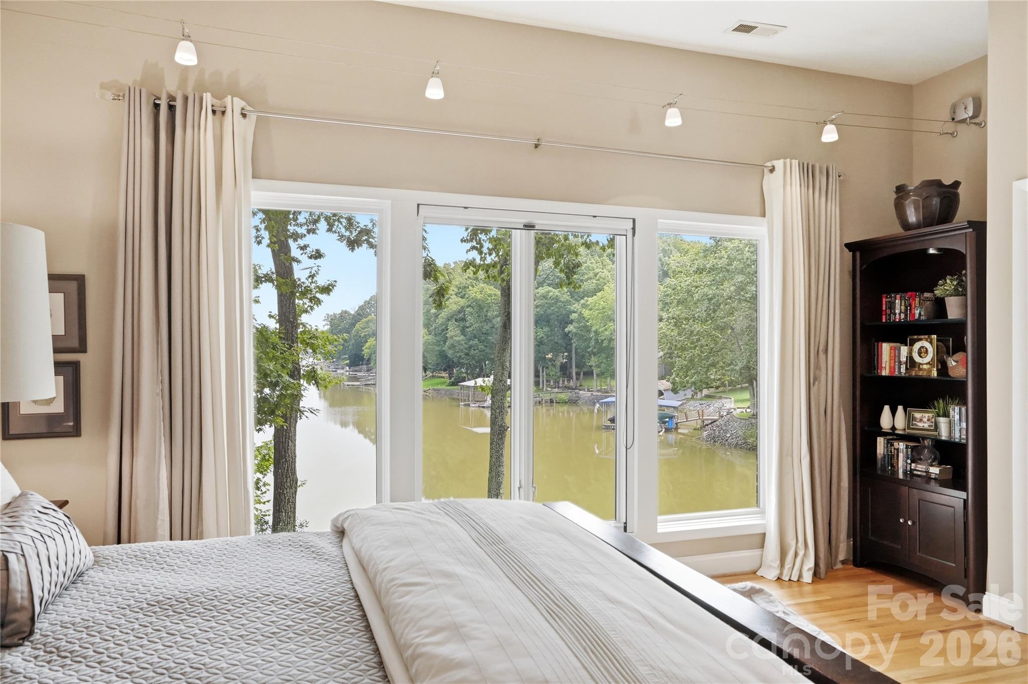 1075 Lakefront Woods Drive — Belmont