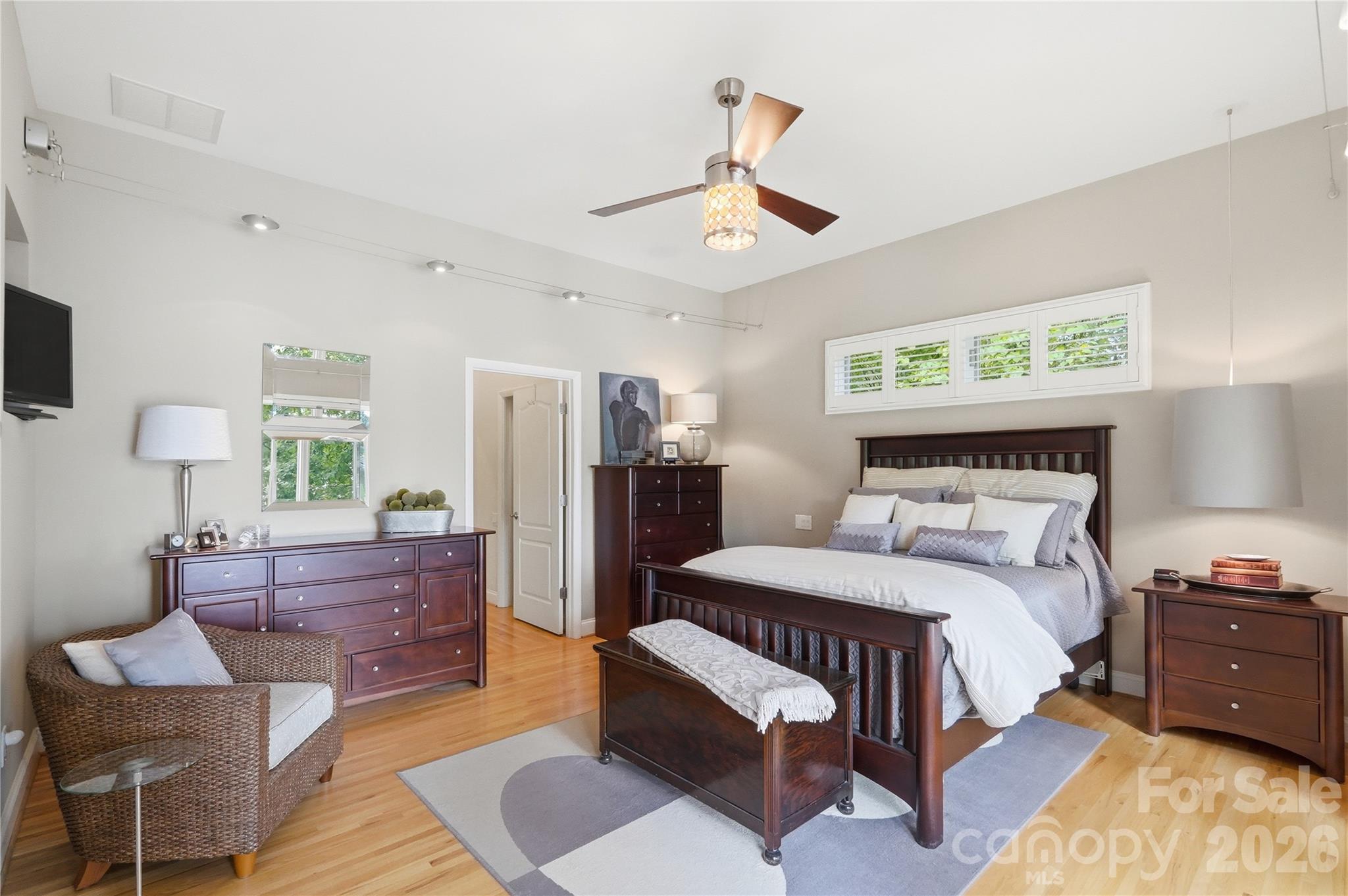 1075 Lakefront Woods Drive — Belmont